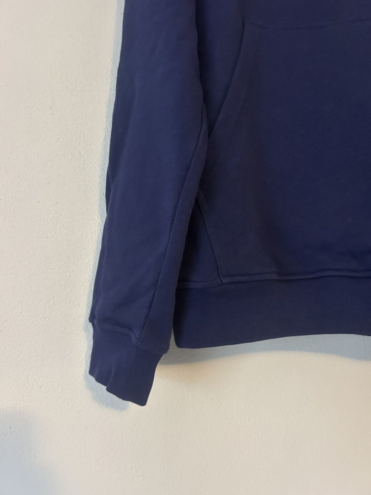 Maison Margiela Maison Margiela Deep Blue Hoodie with Stereotype Patch Size US S / EU 44-46 / 1 - 7 Thumbnail