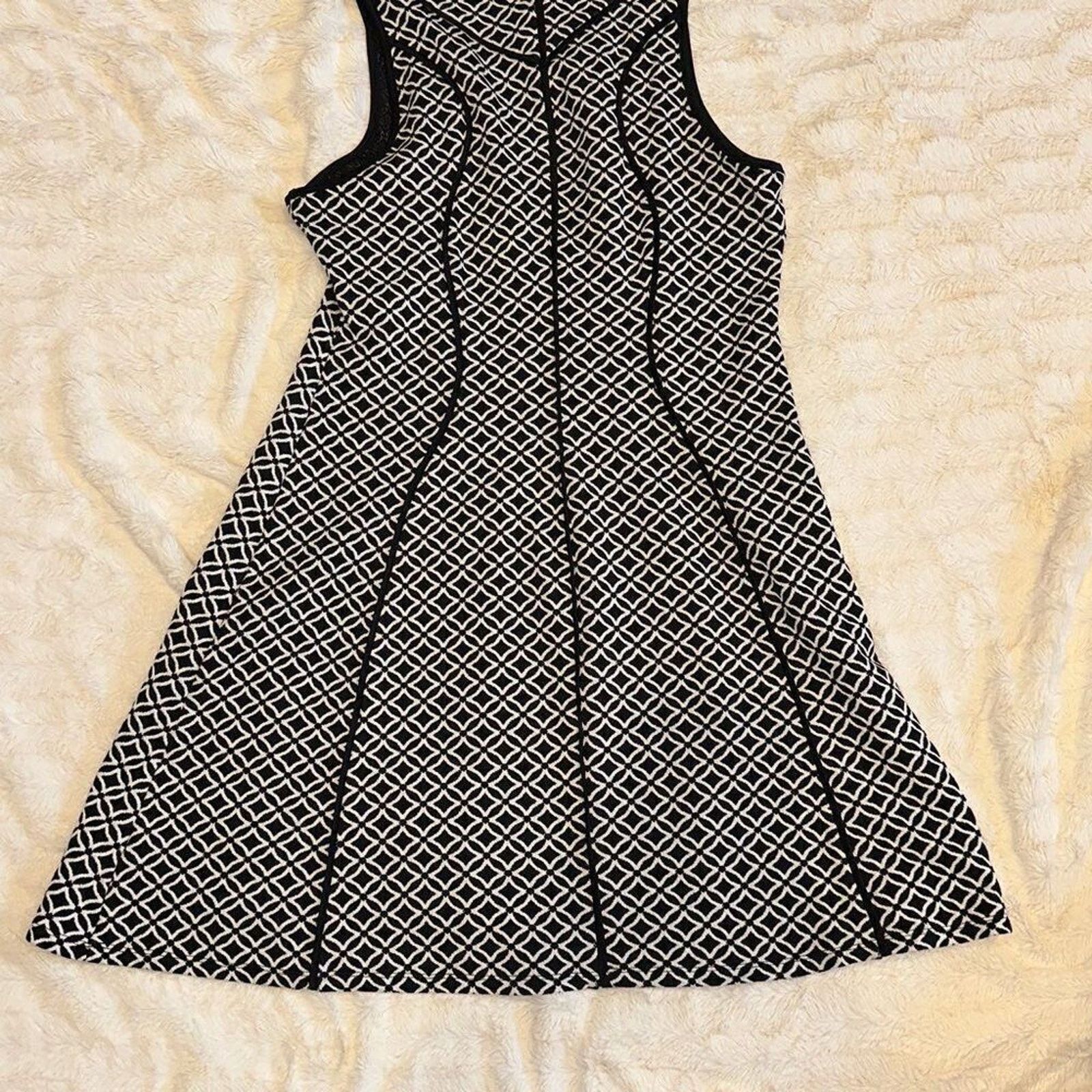 Mossimo Mossimo Black and White High-Neck A-Line Dress | Sz L Size L / US 10 / IT 46 - 5 Thumbnail