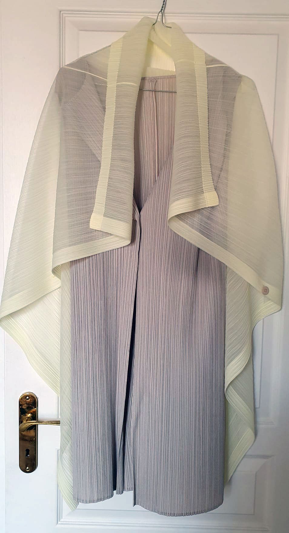 Pleats Please Issey Miyake Issey Miyake sleeveless suit Size S / US 4 / IT 40 - 2 Thumbnail