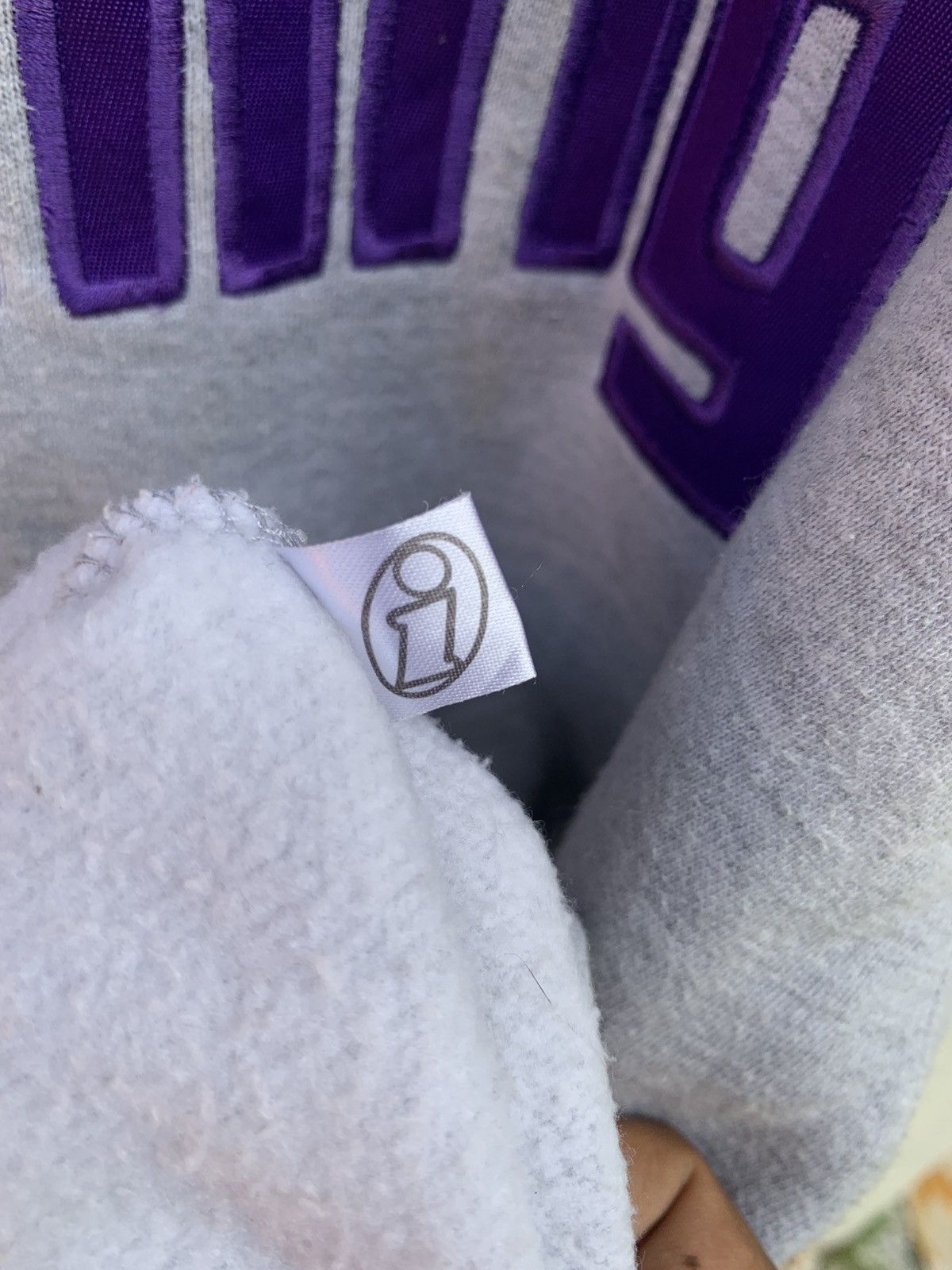 aNYthing Vintage y2k aNYthing script embroidery iconic logo Size US L / EU 52-54 / 3 - 8 Thumbnail