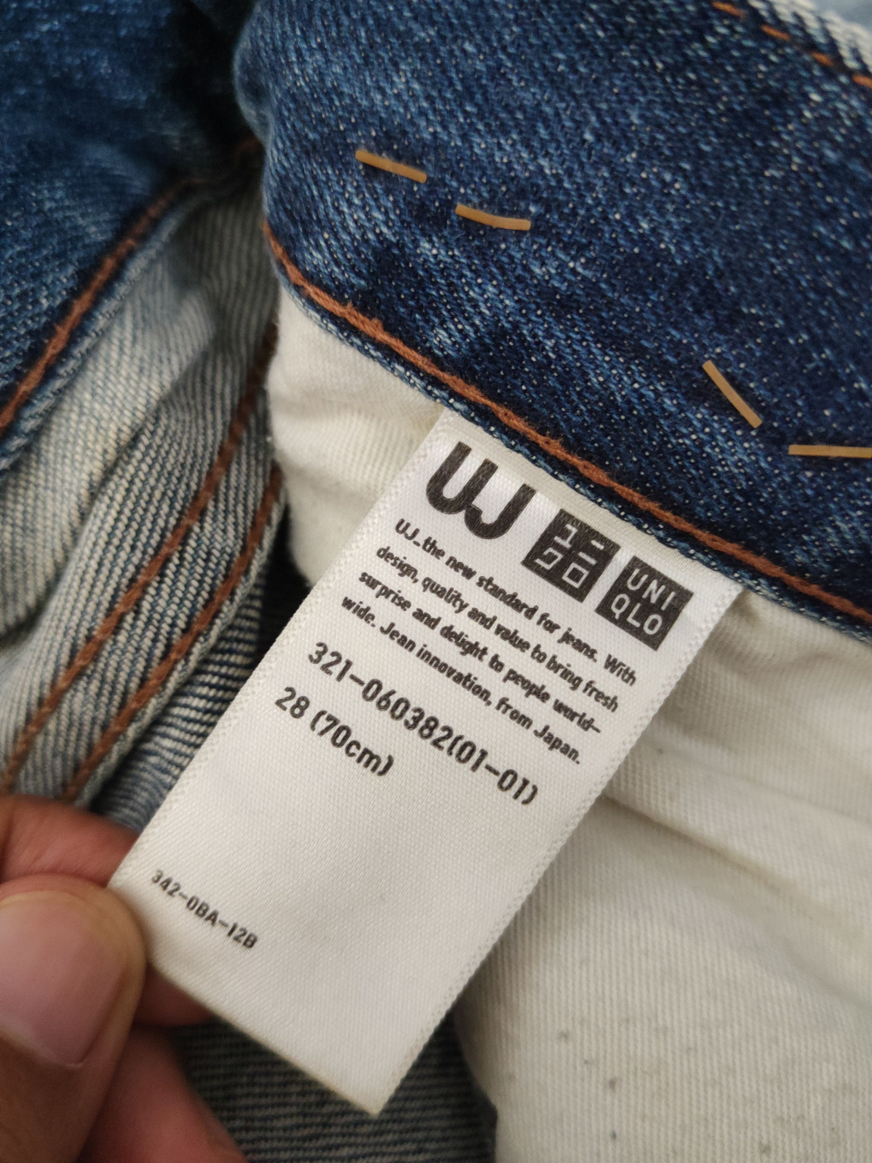 Japanese Brand Uniqlo Dark Blue Distressed Ripped denim Jeans #W1298 Size US 29 - 14 Thumbnail