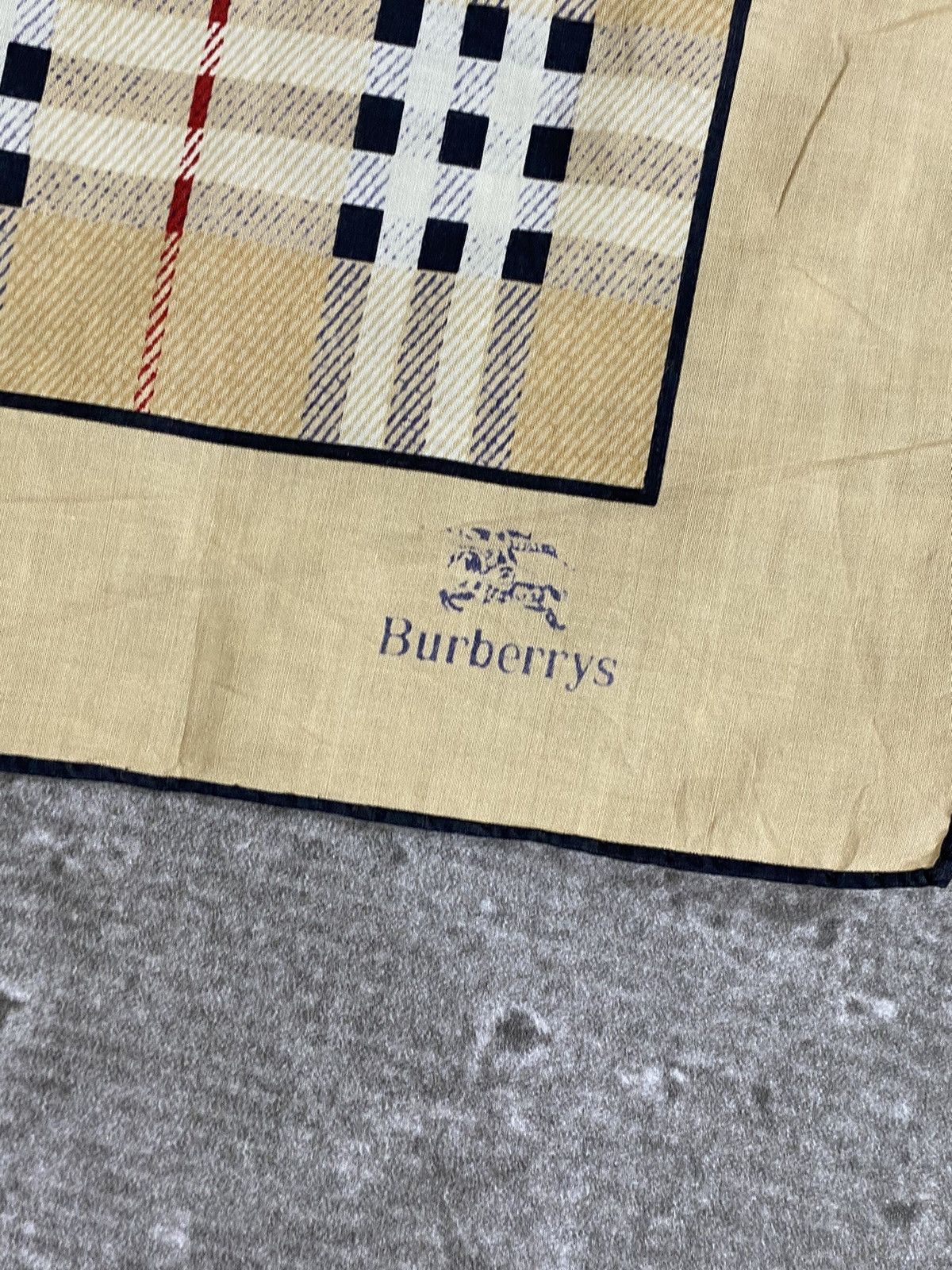 Burberry Burberrys Handkerchief / Bandana / Neckerchief Size ONE SIZE - 3 Thumbnail