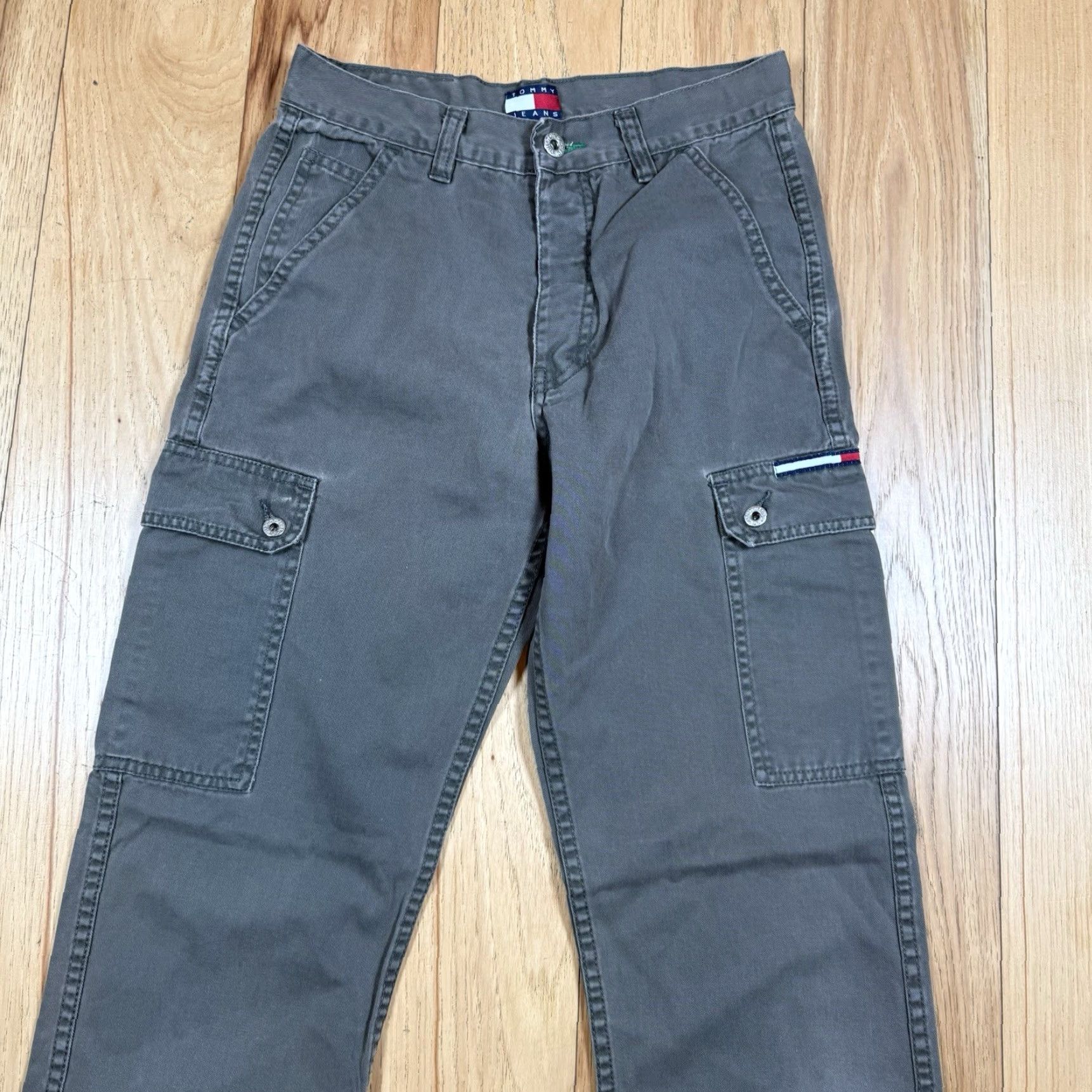 Tommy Hilfiger VINTAGE Tommy Hilfiger Cargo Pants Men 36 Regular Green 30in Inseam Straight Relaxed Adjustable Waist Size 25" / US 0 / IT 36 - 4 Thumbnail