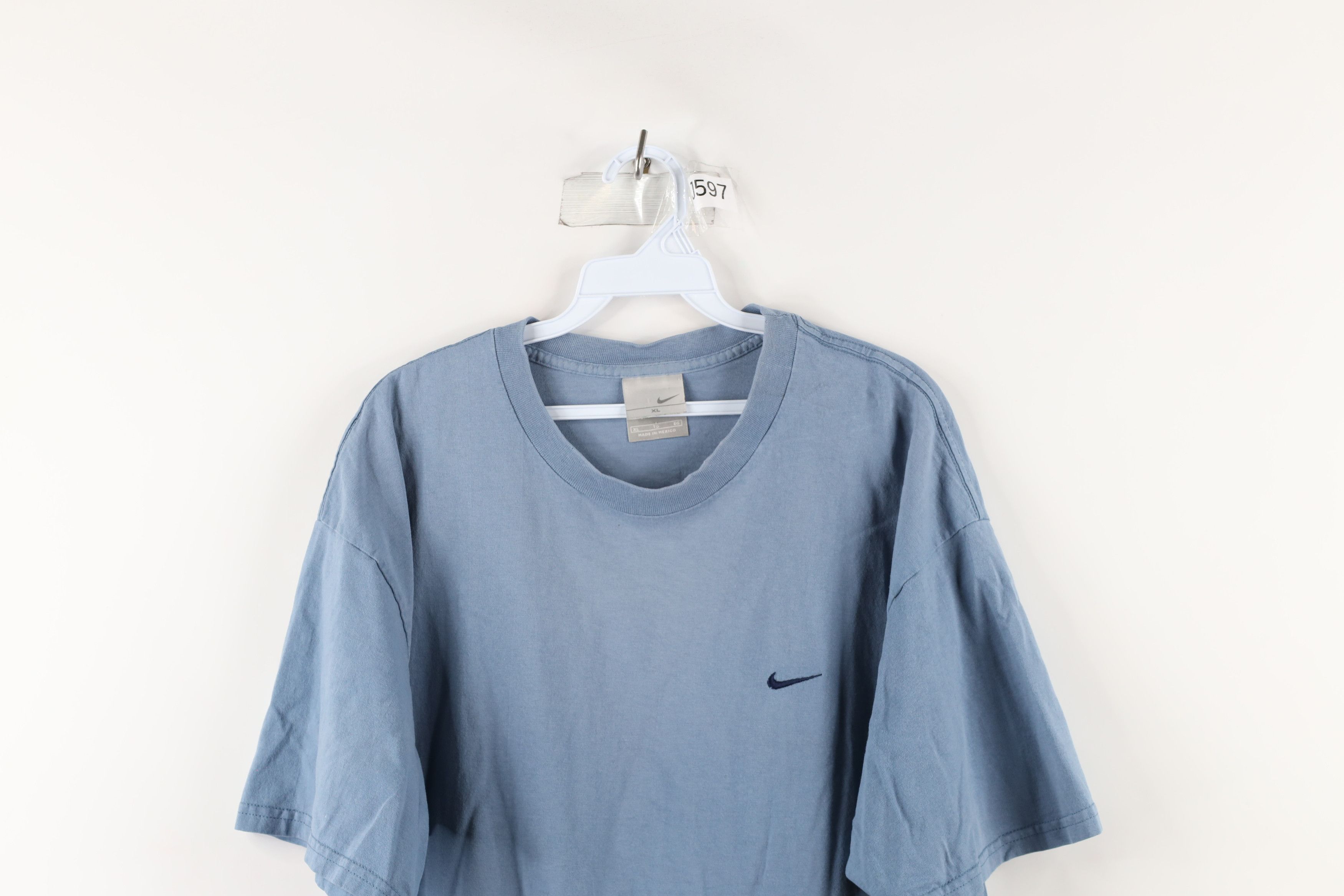 Nike Vintage Nike Travis Scott Mini Swoosh Short Sleeve T-Shirt Size US XL / EU 56 / 4 - 2 Thumbnail