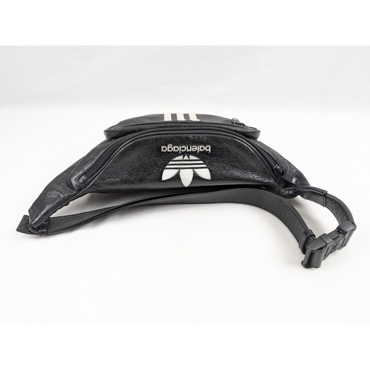 Adidas × Balenciaga o1rshd1 Size: OS / Belt Bag in Black/White Size ONE SIZE - 6 Thumbnail