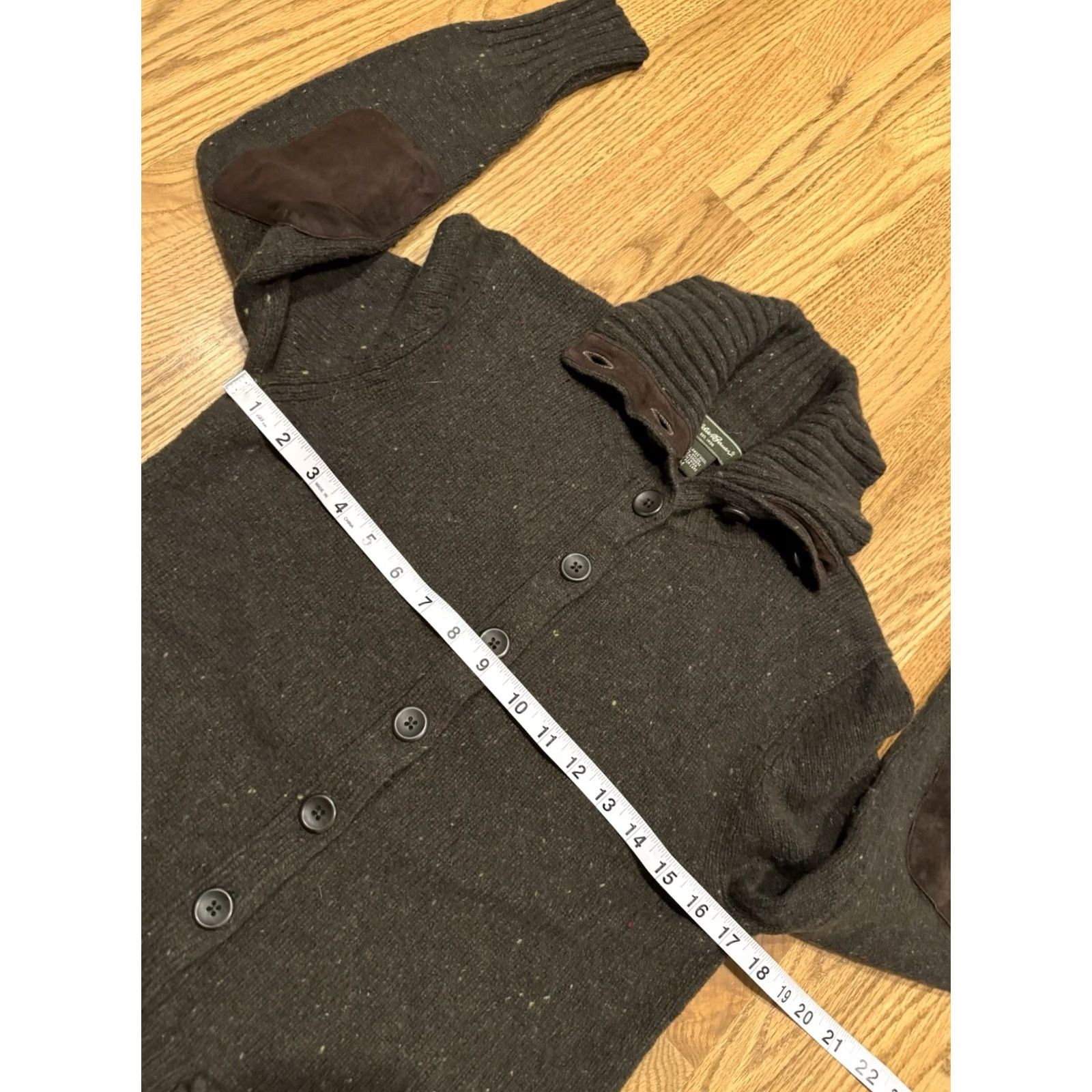 Eddie Bauer VINTAGE Eddie Bauer Knit Cardigan Sweater Women’s M Green Cashmere Blend Wool Blend Nylon Long Sleeve Pockets Button Classic Outdoor Mens? Size M / US 6-8 / IT 42-44 - 3 Thumbnail