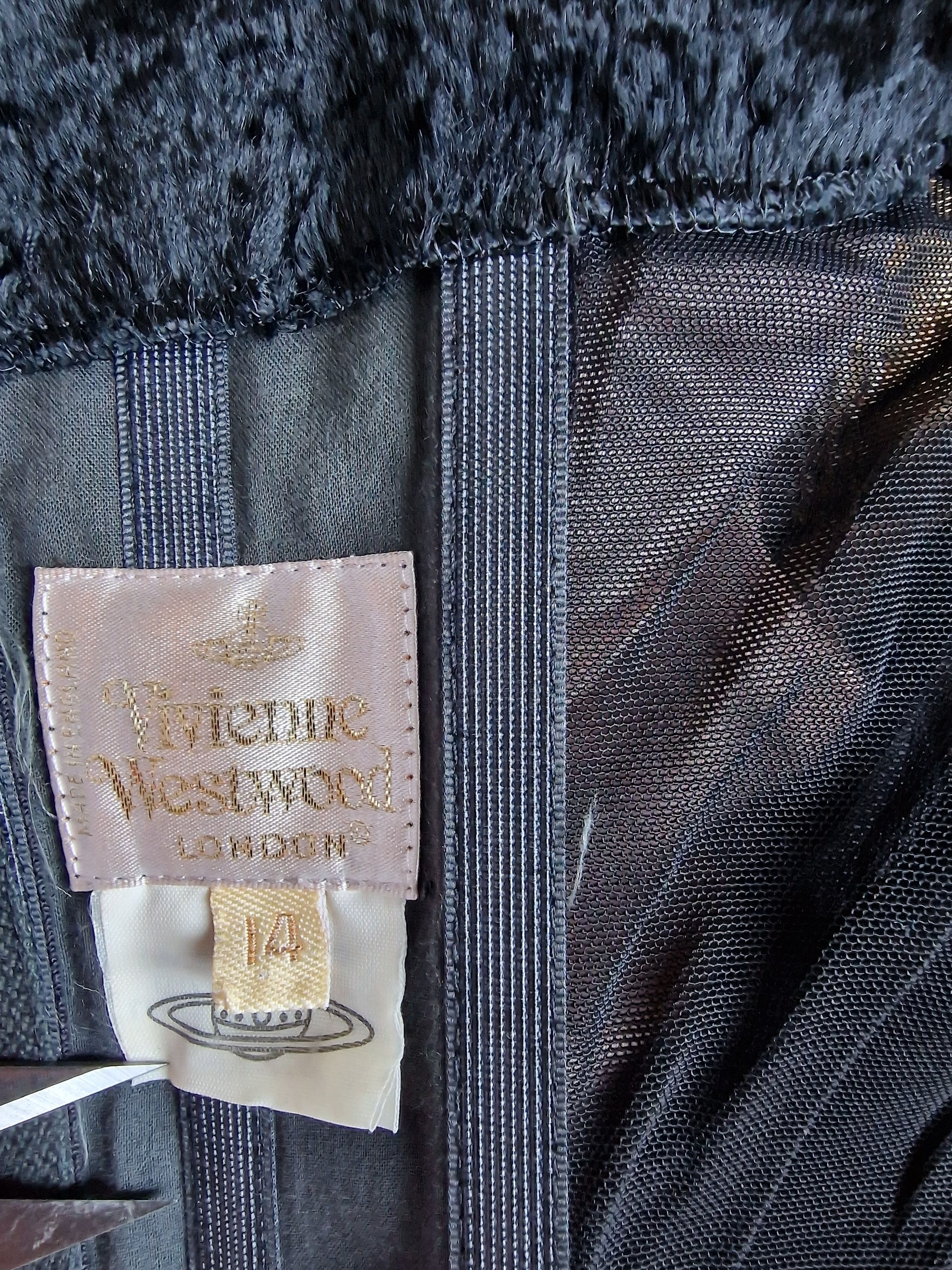 Vivienne Westwood Vivienne Westwood Faux Fur Runway F/W 1994 Corset Dress Size M / US 6-8 / IT 42-44 - 13 Thumbnail