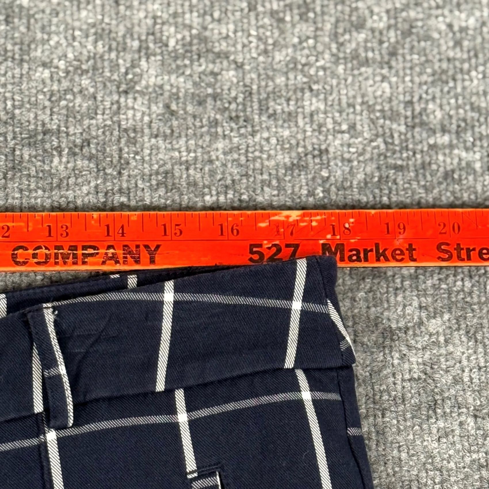 Vintage Time And Tru Dressy Capri Pants Plaid Cropped Navy Blue 14 Women Workwear Casual Cropped Capris with Pockets Size 36" / US 14 / IT 50 - 6 Thumbnail