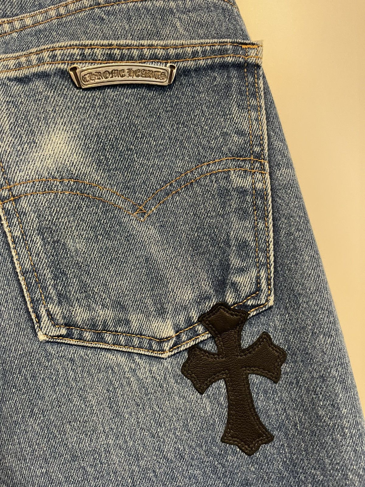 Chrome Hearts × Levi's Chrome Hearts Levi’s Cross Patch Denim Jeans Size US 34 / EU 50 - 10 Thumbnail