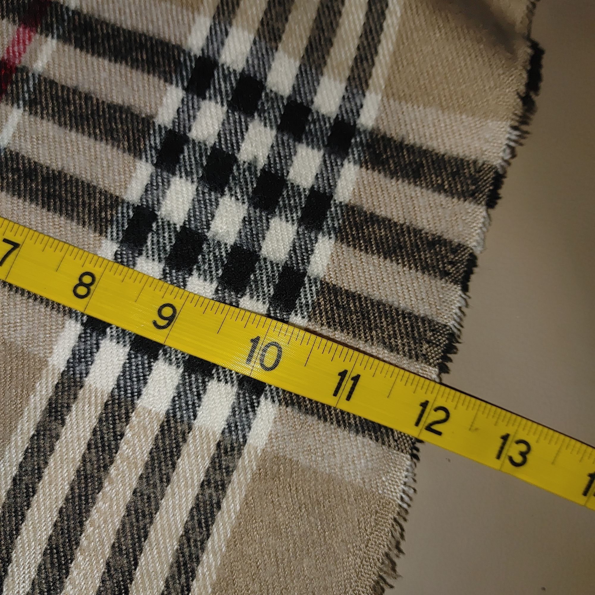 Other Nova Check Beige Plaid Scarf Wrap Blend Fringe 60 by 12 Clas Size ONE SIZE - 3 Thumbnail