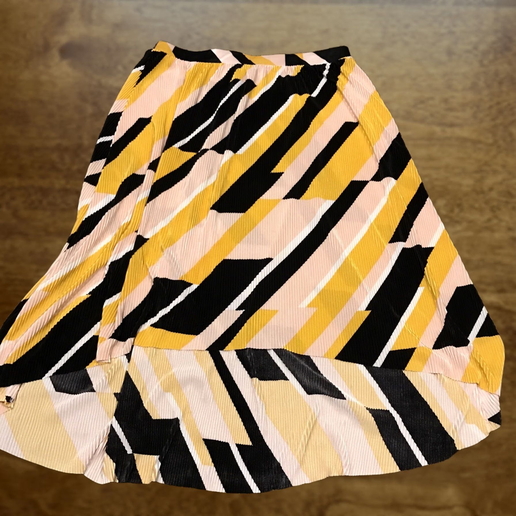 Vintage Lane Bryant Skirt A-Line Jersey Long 14/16 Black Polyester Elastic Waist City Geometric Nwt Nwt Pink Yellow غير Size 36" / US 14 / IT 50 - 1 Thumbnail