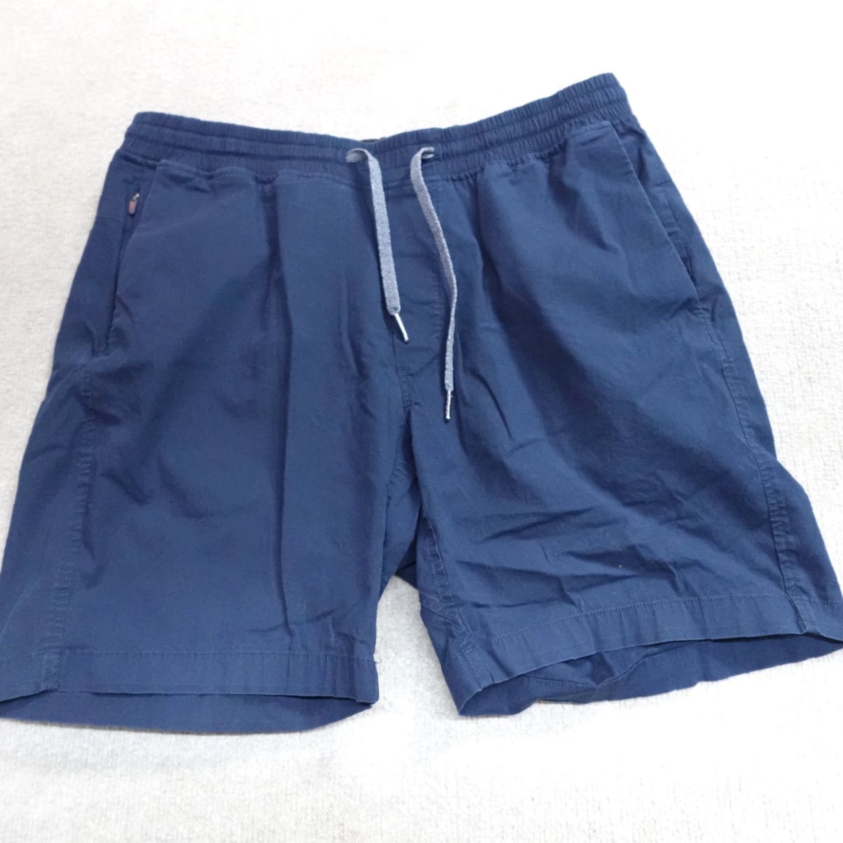 Lululemon Lululemon Shorts Men Regular L Beige Solid Front Flat 10 in Inseam Stretch Drawstring Pull On 6.5" LM7AAPS Size US 33 - 2 Thumbnail