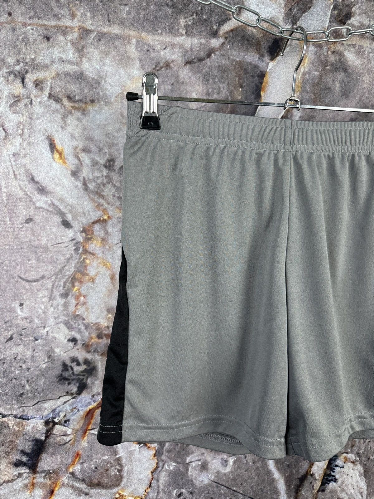 Puma Men’s Puma Shorts Gray Sportswear Size Small Size US 30 / EU 46 - 2 Thumbnail