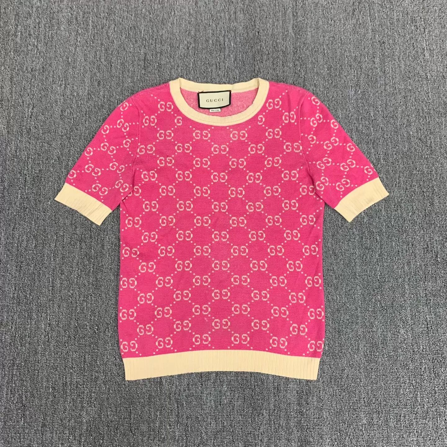 Gucci Gucci Pink Logo-Print Knit Short Sleeve XS 9/10 Size XS / US 0-2 / IT 36-38 - 1 Thumbnail