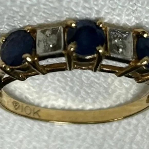 Other 10 k yellow gold sapphire and di‎ ring 1.8 grams, sz. 6.75-7 Size ONE SIZE - 2 Thumbnail