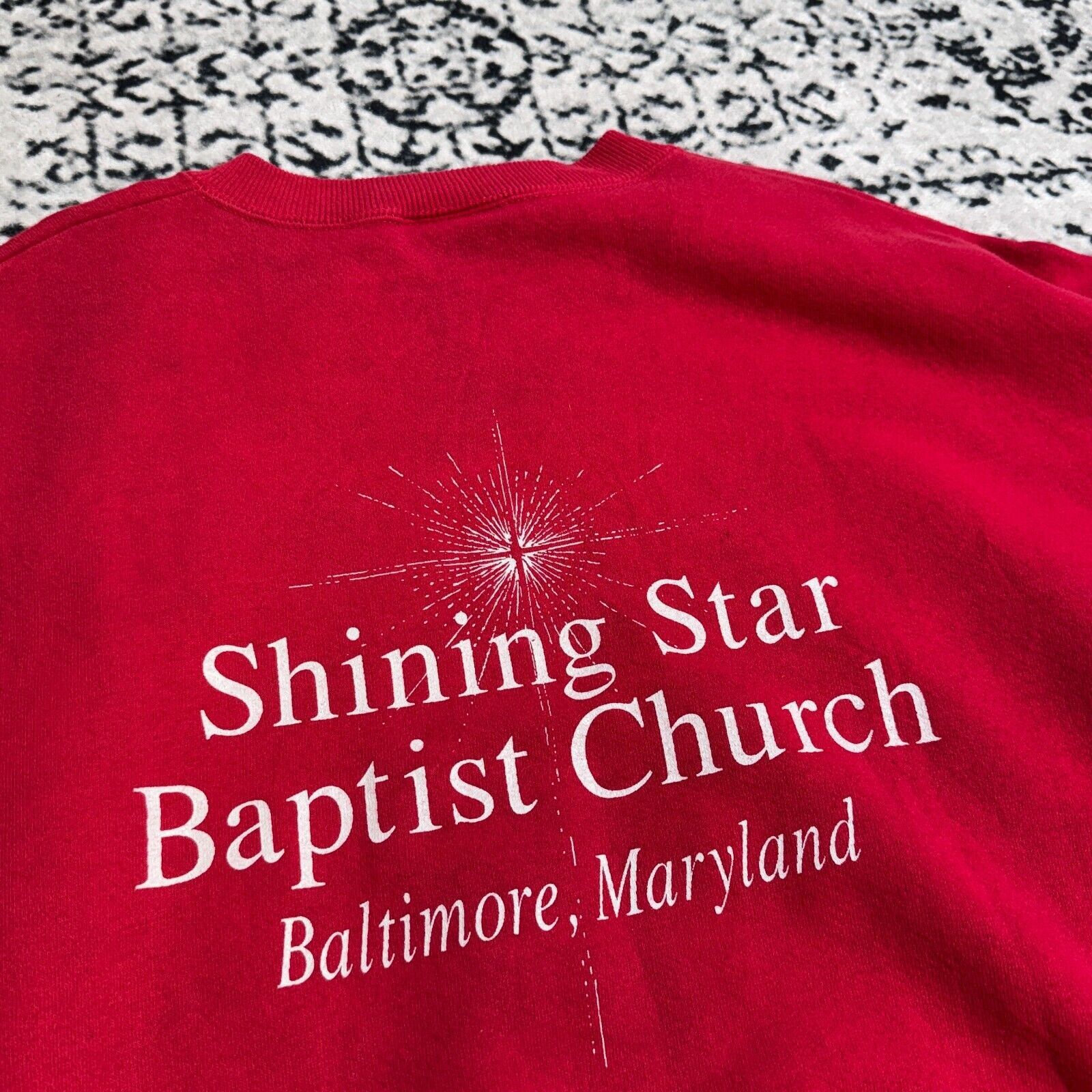 Lee × Vintage Lee Red Cotton Crewneck XL Behold Jesus Is King Baptist 90s Size US XL / EU 56 / 4 - 14 Thumbnail