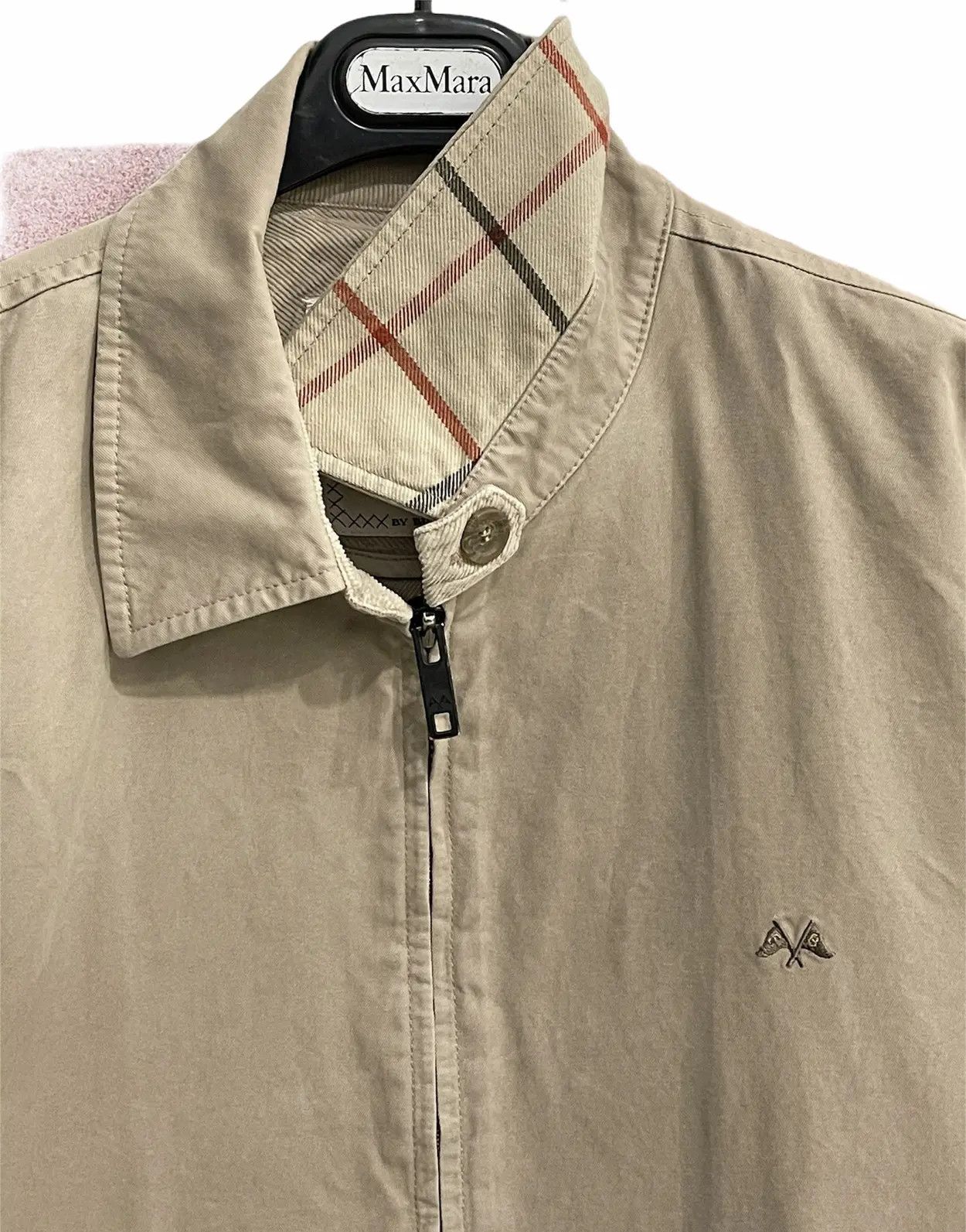 Burberry 🔥 tb Burberry lightweight jacket checkred size L Size US L / EU 52-54 / 3 - 5 Thumbnail