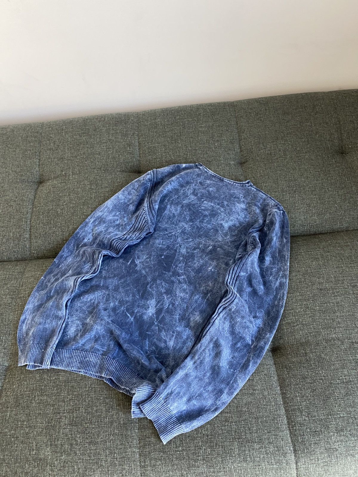 Armani Vintage Armani Sweater Faded Washed Slim Japanese Avant Gard Size US M / EU 48-50 / 2 - 8 Thumbnail