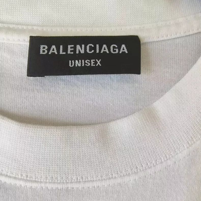 Balenciaga Balenciaga White WFP Collab Short Sleeve Size US S / EU 44-46 / 1 - 3 Thumbnail