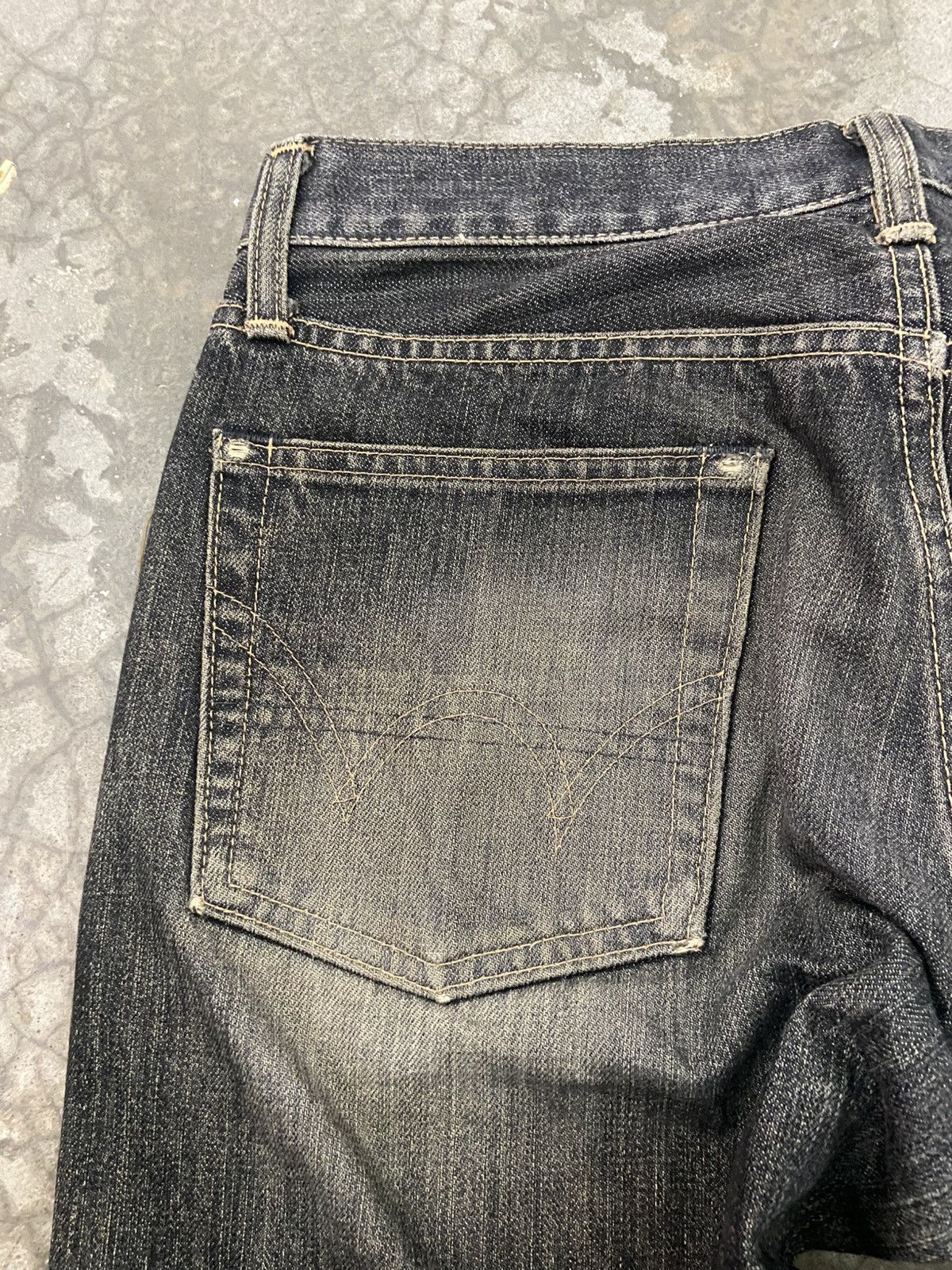 Edwin × Japanese Brand Edwin 505 LowRize Fly Button Distressed Denim Size US 30 / EU 46 - 15 Thumbnail
