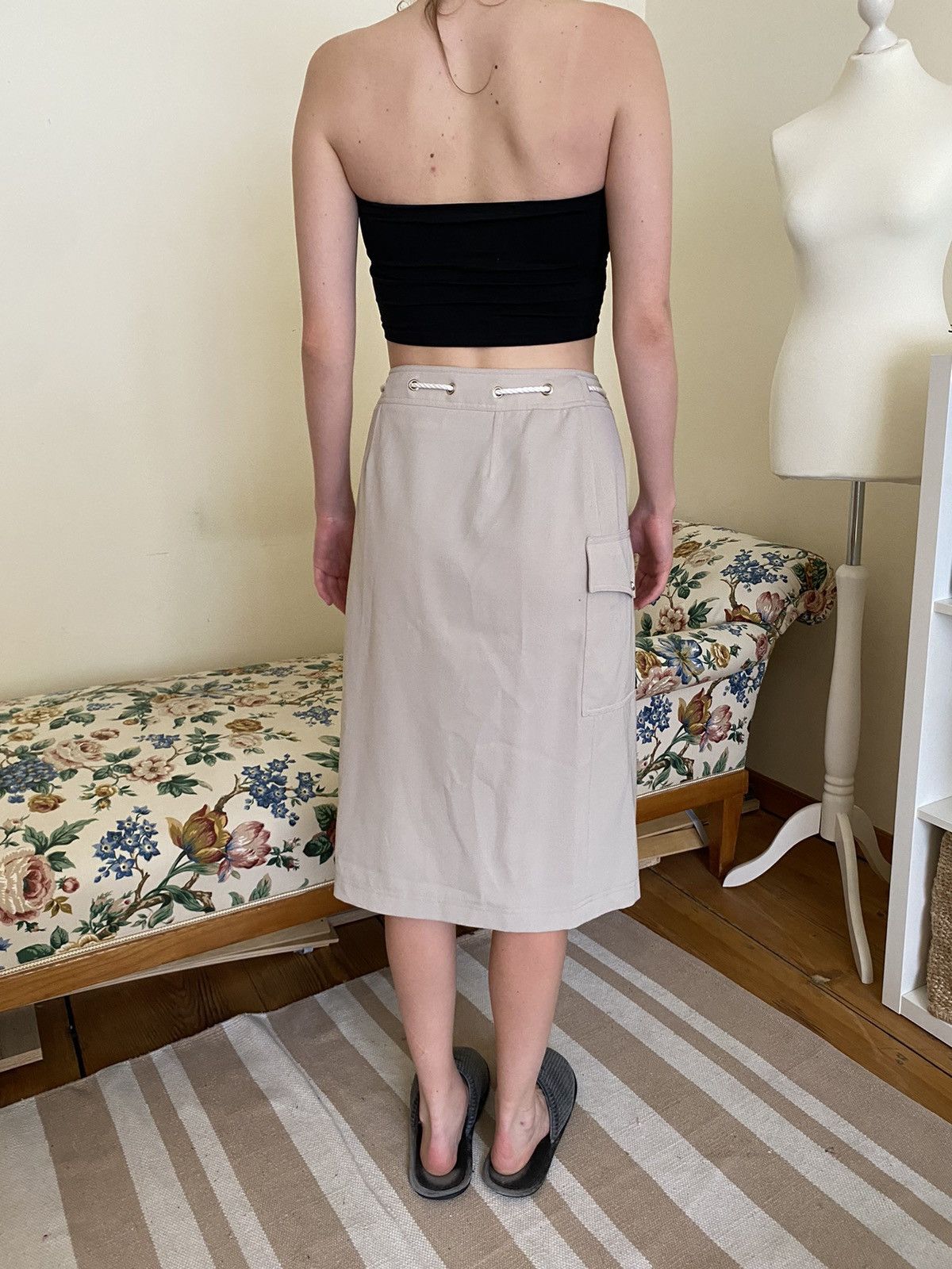 Mugler × Thierry Mugler × Vintage Thierry Mugler Desing 90’/00’ Vintage MIDI Skirt Size 27" / US 4 / IT 40 - 5 Thumbnail