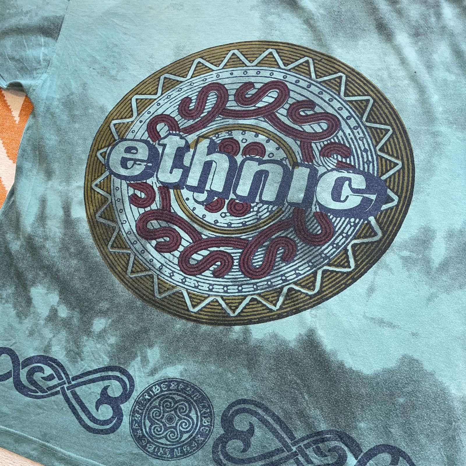 Designer NewFast 90s Dye ‘Ethnic’ Graphic T-Shirt L Size US L / EU 52-54 / 3 - 3 Thumbnail