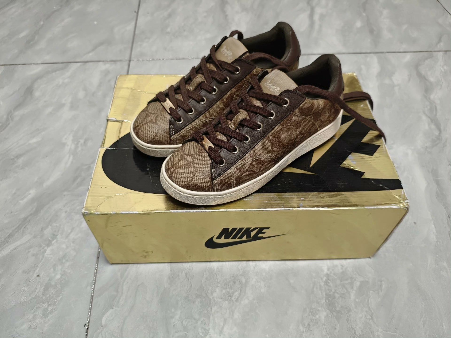 Coach Coach Leather Brown Lowtop Sneakers us_6-5 Women Size US 6.5 / IT 36.5 - 1 Thumbnail
