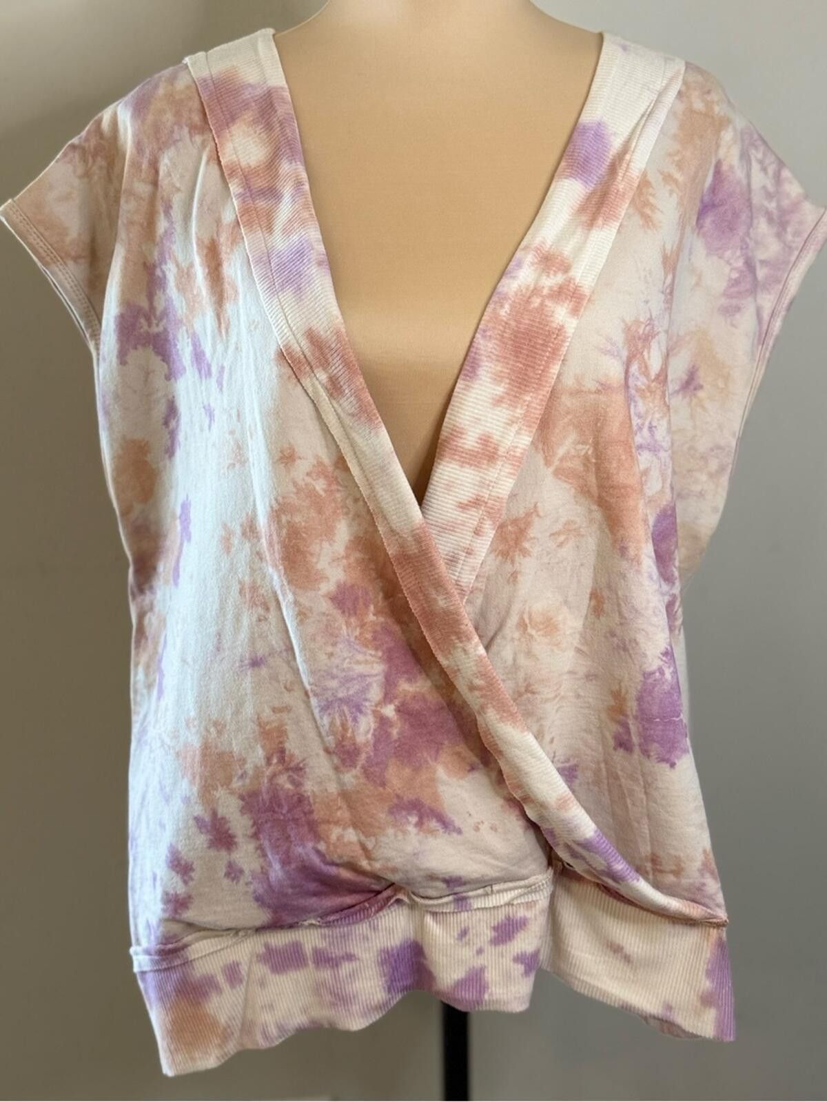 Polo Ralph Lauren POL tie dye sweatshirt V neck capped sleeves pink purple SM Size S / US 4 / IT 40 - 1 Thumbnail