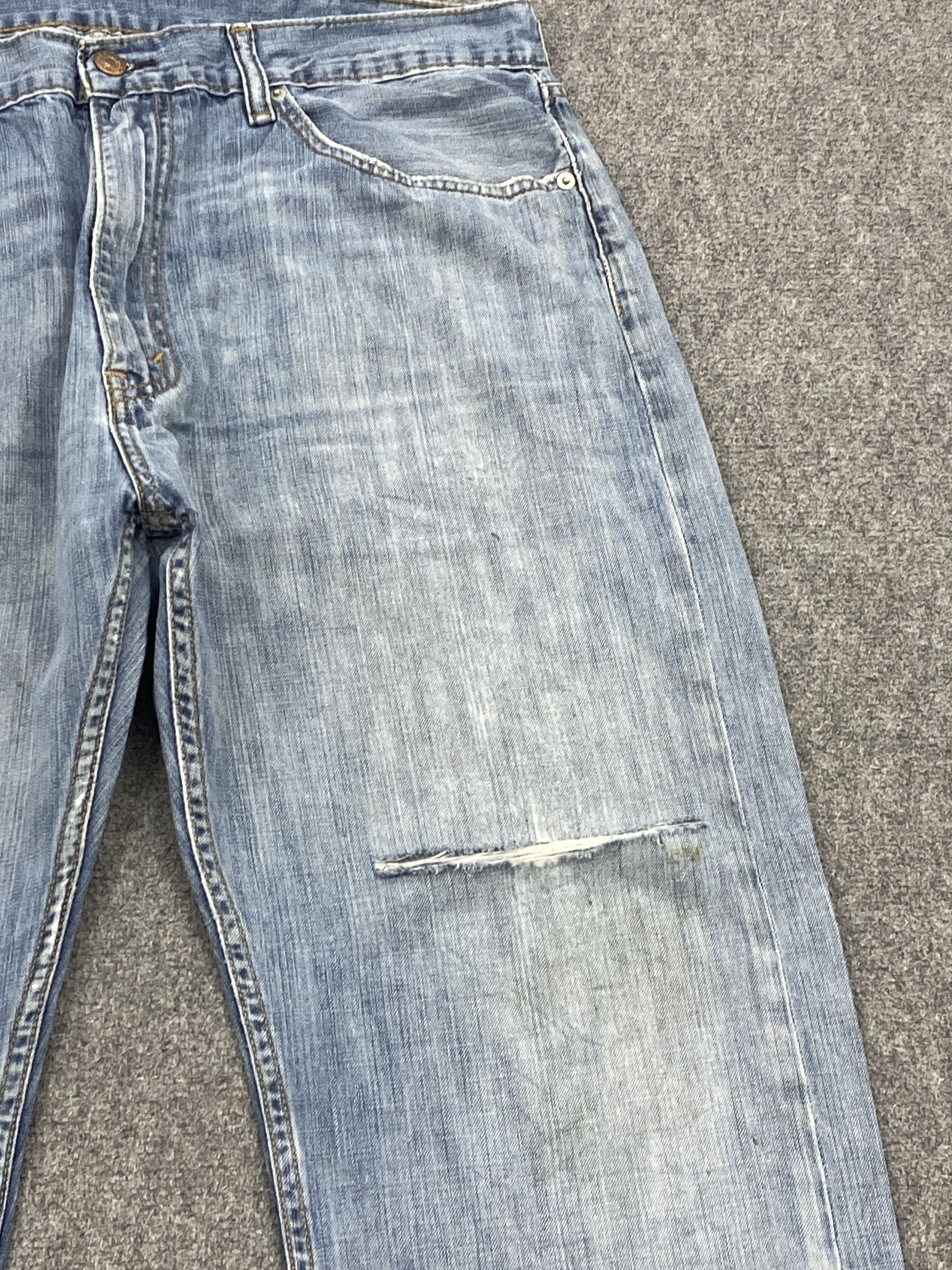 Levi's Vintage Levis 505 Faded Denim Pants DP2673 Size US 30 / EU 46 - 11 Thumbnail