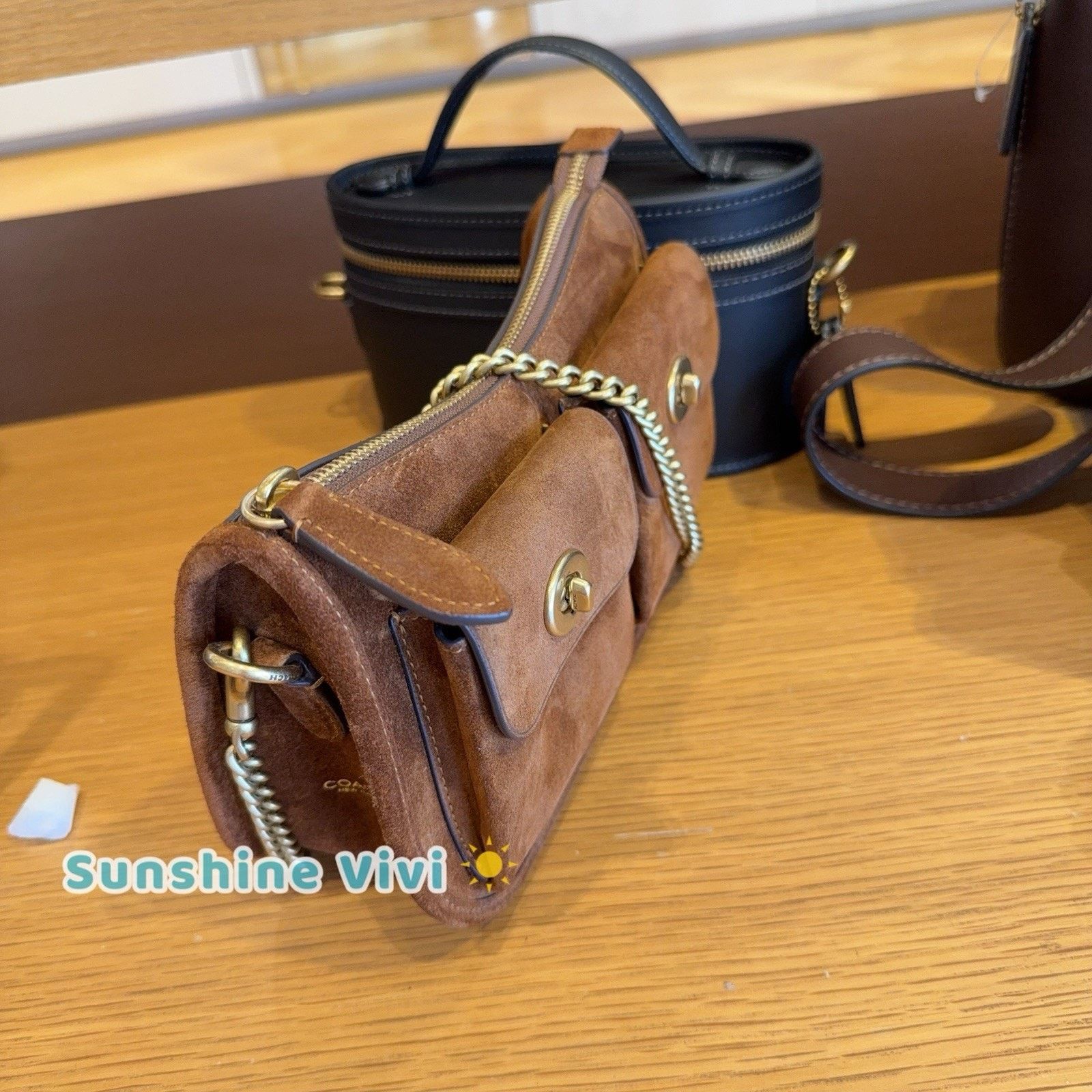 Coach NWT COACH Suede CDZ21 Twin Turnlock Waverly Bag Warm Brown Size ONE SIZE - 2 Thumbnail