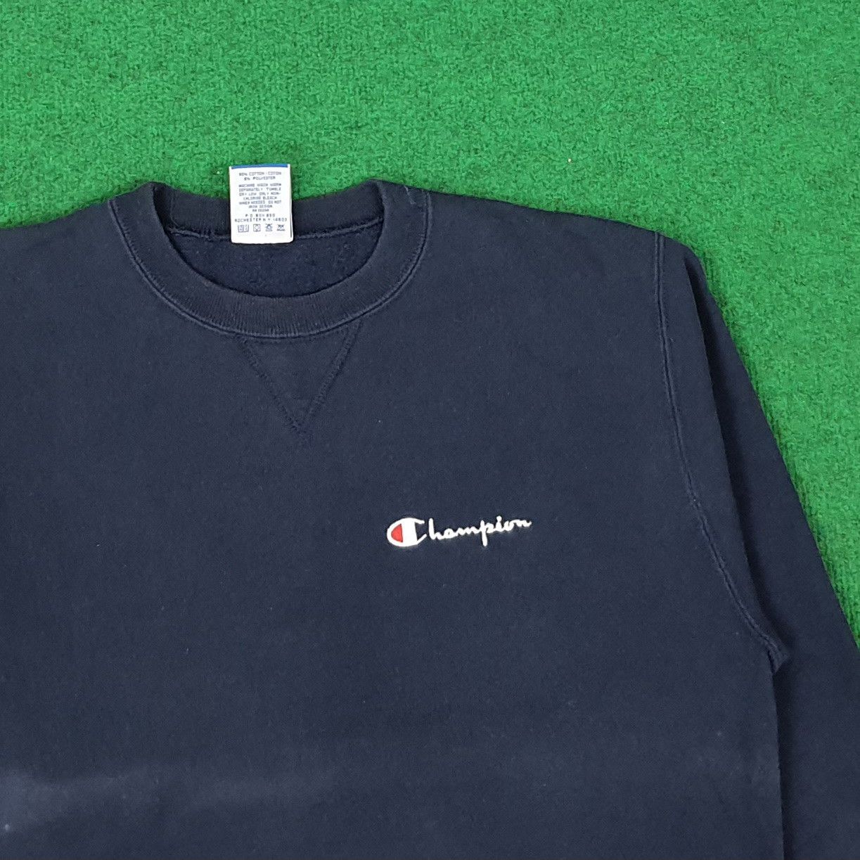 Champion Vintage Champion Plain Sweatshirt C241N26 Size US M / EU 48-50 / 2 - 2 Thumbnail