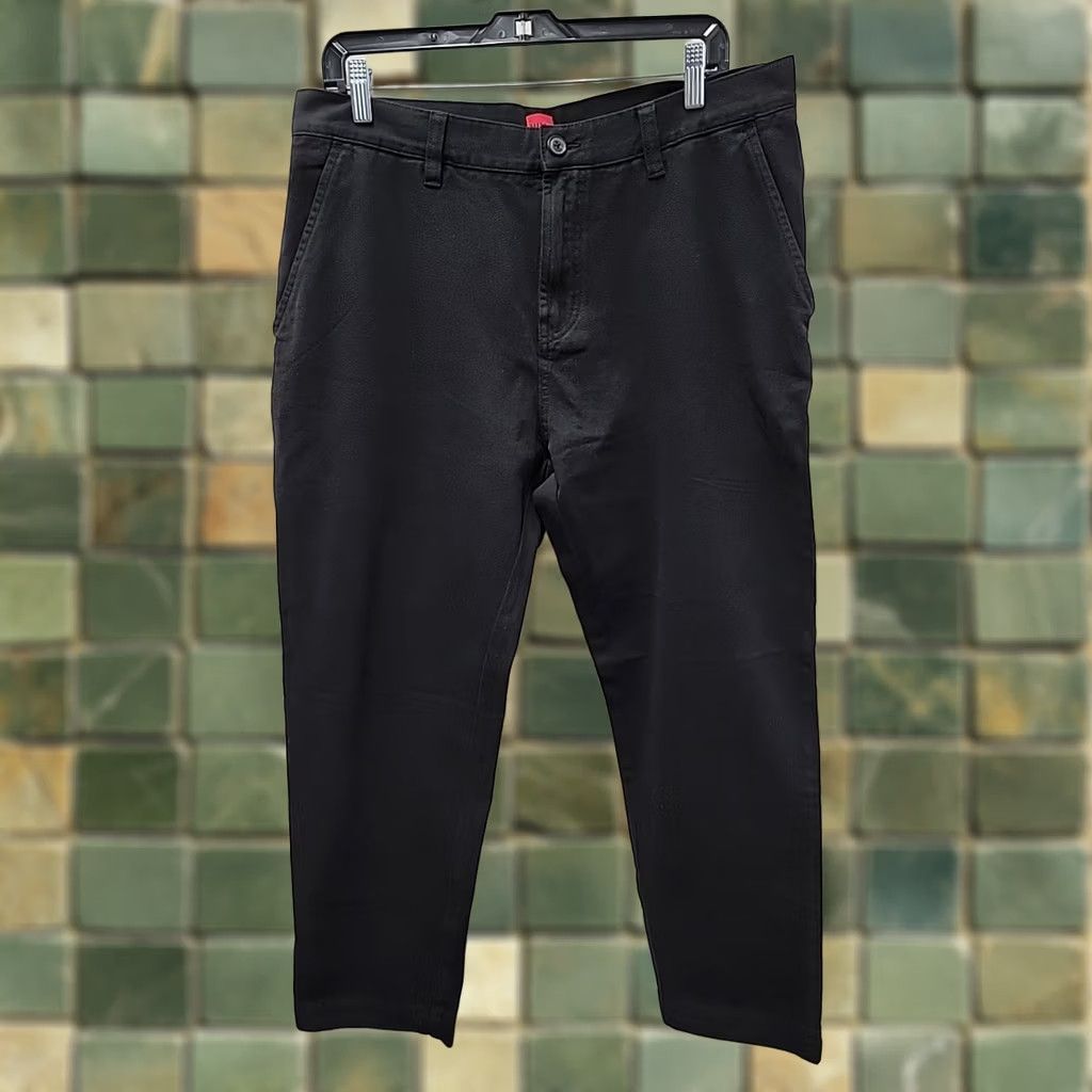 Hugo Boss VINTAGE? No. Hugo Boss Pants Chinos Black 34x32 Mens Regular Cotton Flat Front Straight Inseam 32 in Zip Button NWT Neck? Size US 34 / EU 50 - 1 Thumbnail