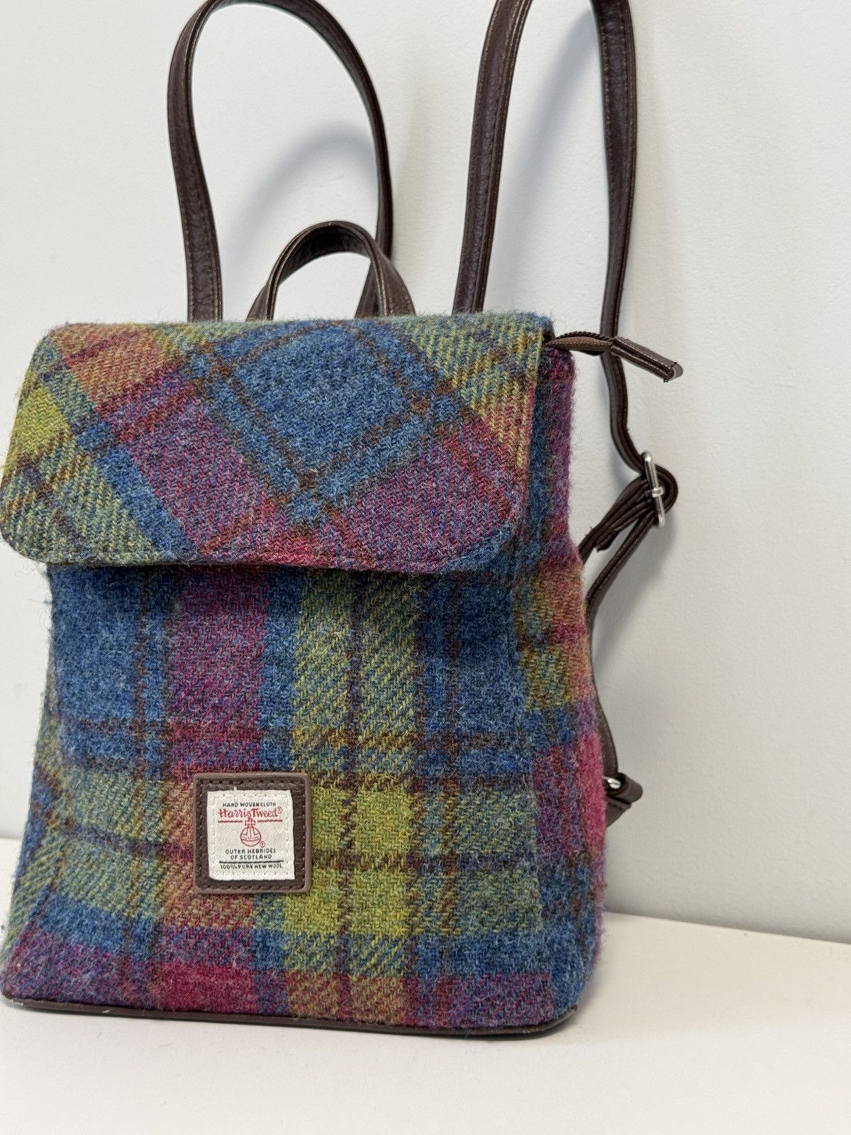Harris Tweed AUTHENTIC HARRIS TWEED MINI BACKPACK TUMMEL GLEN APPIN Col Size ONE SIZE - 5 Thumbnail