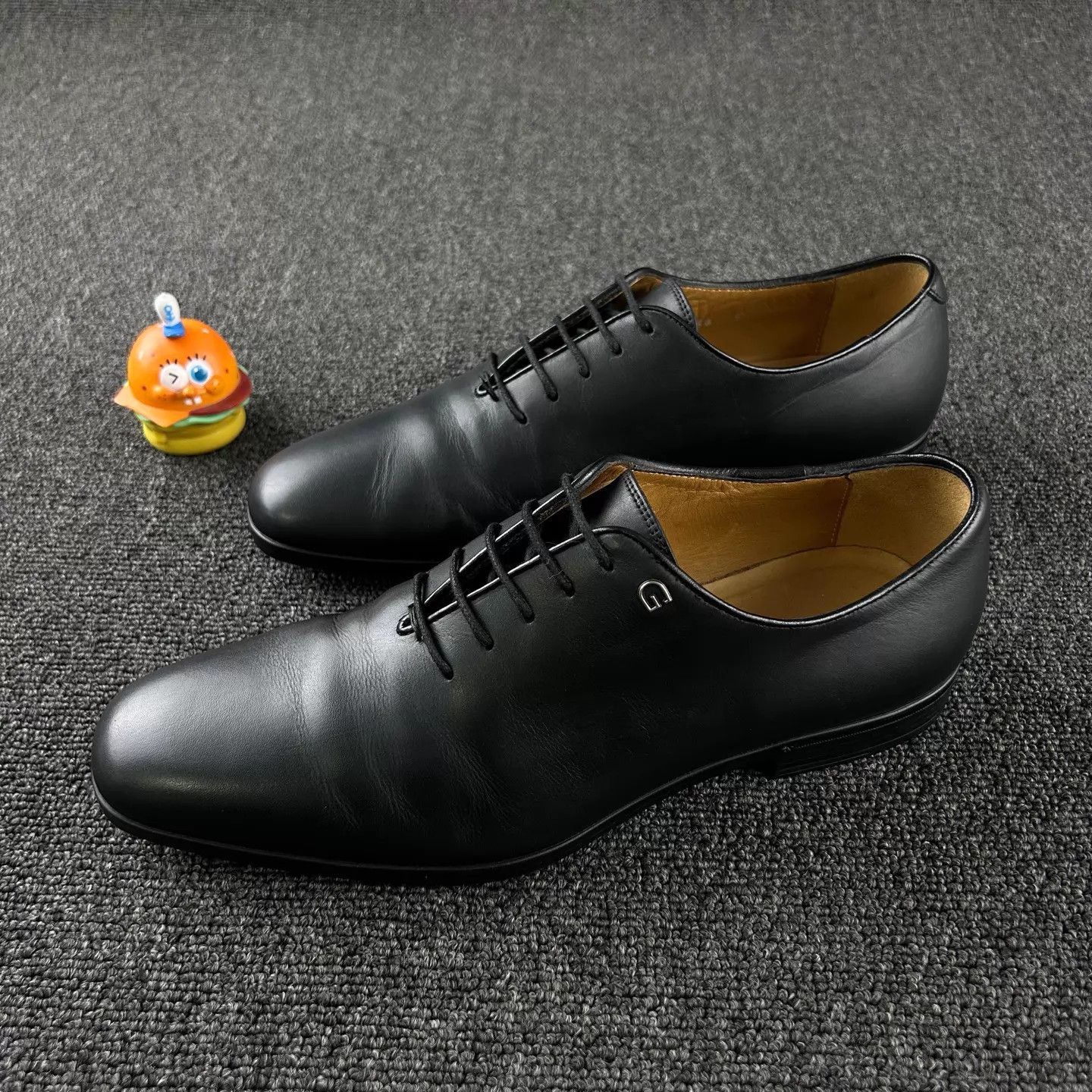 Gucci Gucci black dress shoes 39 like new HB6548 Size US 6 / EU 39 - 1 Thumbnail