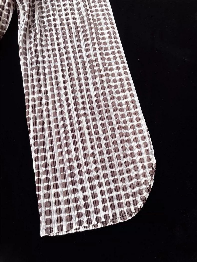 Issey Miyake Issey Miyake size:3 Black and white water jade dotted mid- Size 22" - 3 Thumbnail