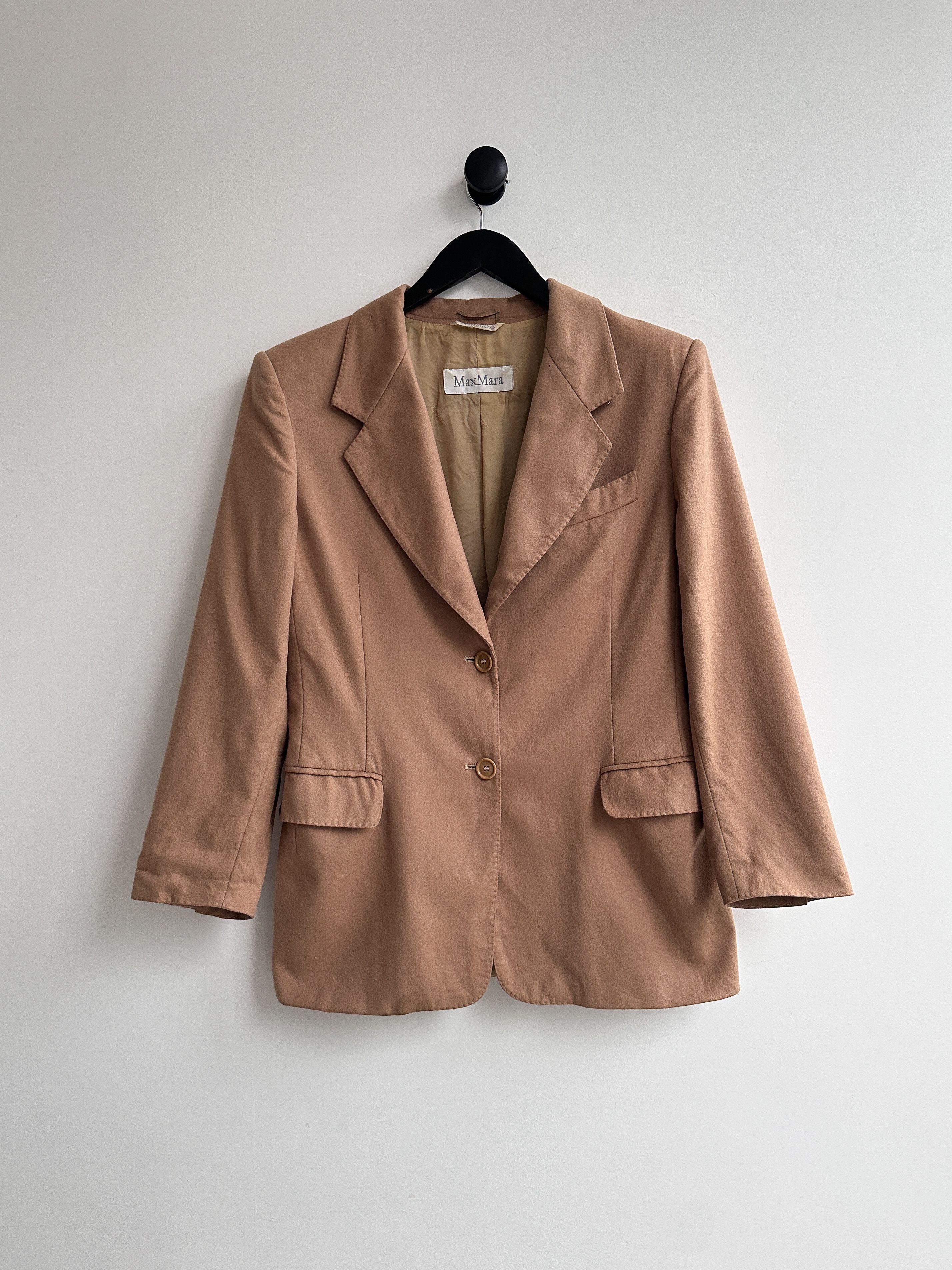 Max Mara Max Mara Beige Blazer Jacket Size L / US 10 / IT 46 - 1 Thumbnail