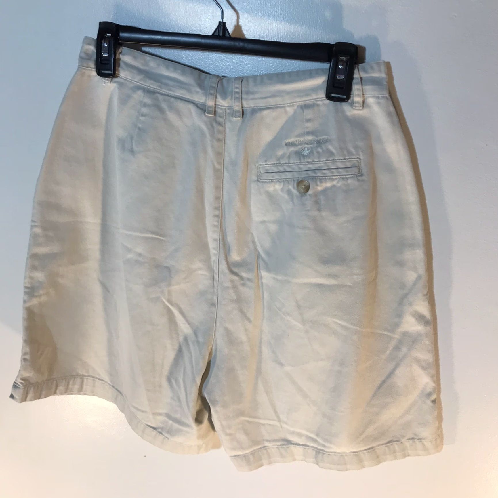 Vintage Mountain Lake Khaki Shorts Womens Size 12 Beige Chino Comfortable Casual Travel Size 34" / US 12 / IT 48 - 2 Thumbnail