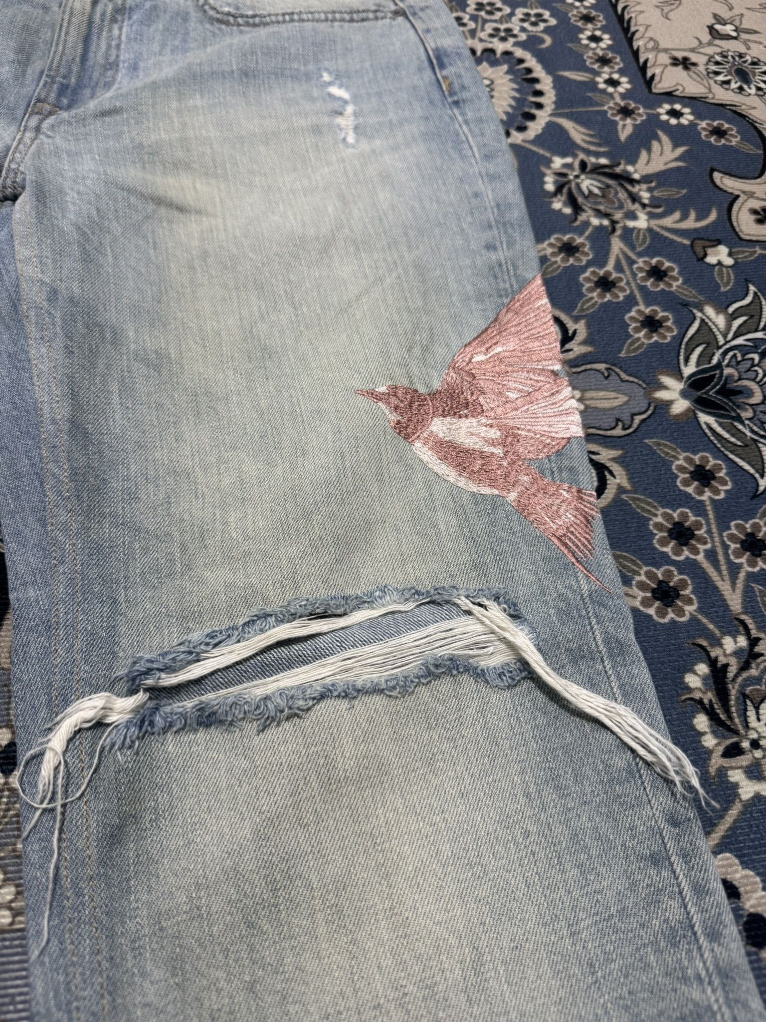 Allsaints ALLSAINTS Alana Birds Embroidered Boyfriend Jeans in Indigo Size 32" / US 10 / IT 46 - 6 Thumbnail