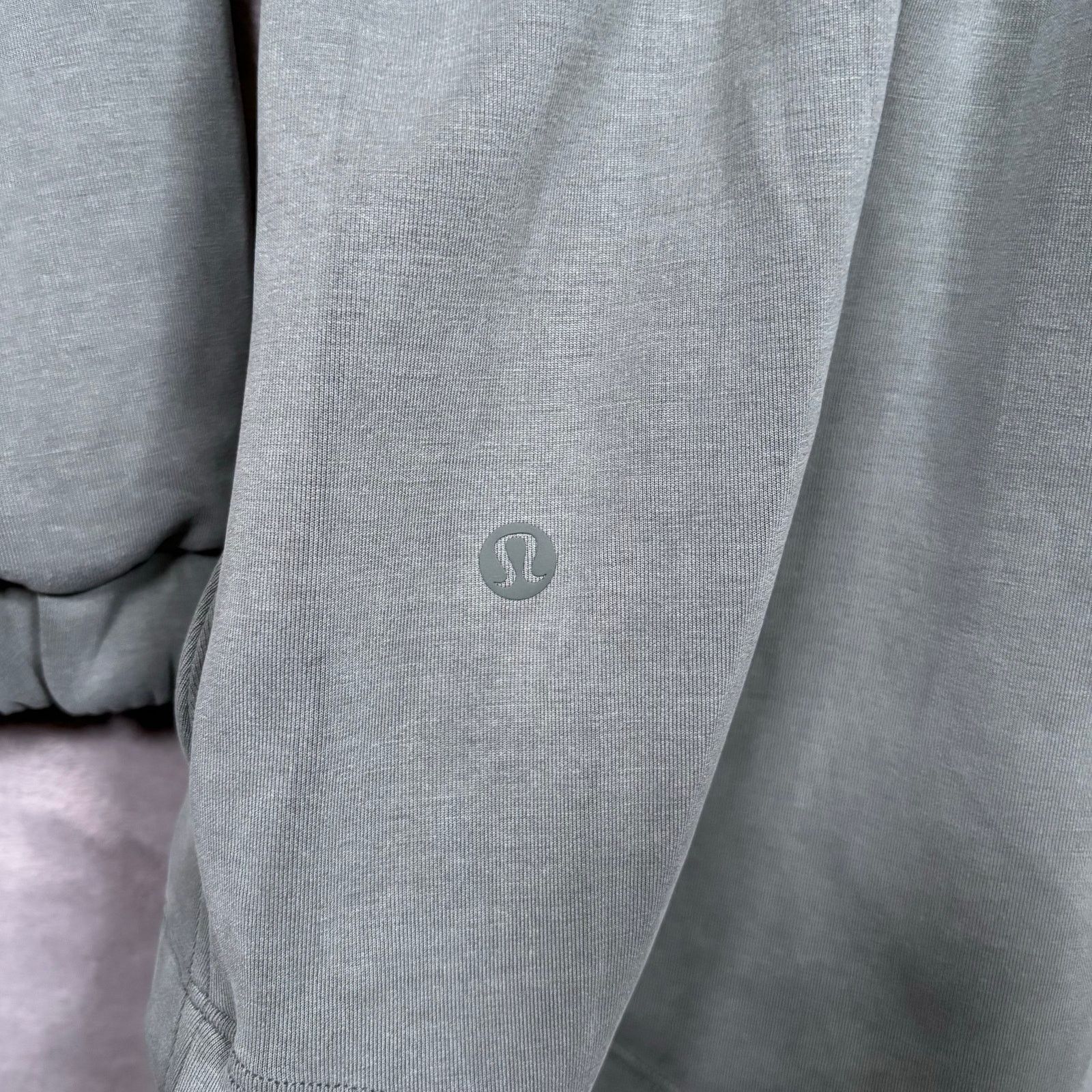 Lululemon Lululemon Cinch-Waist Softstreme Jacket NWT Size 2 Green Size XS / US 0-2 / IT 36-38 - 2 Thumbnail