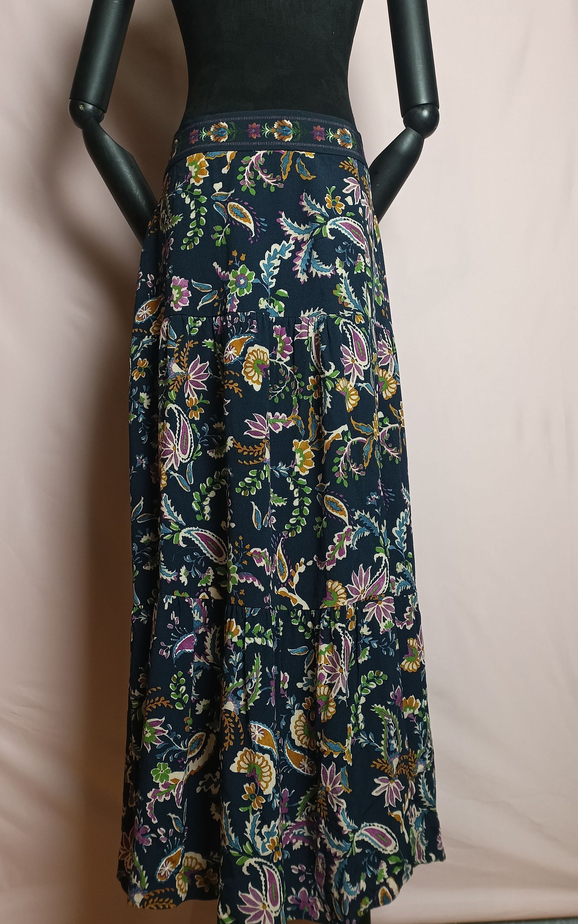 Sezane Sezane Tammie Flowers Print Long Skirt EU 40 Size 28" / US 6 / IT 42 - 4 Thumbnail