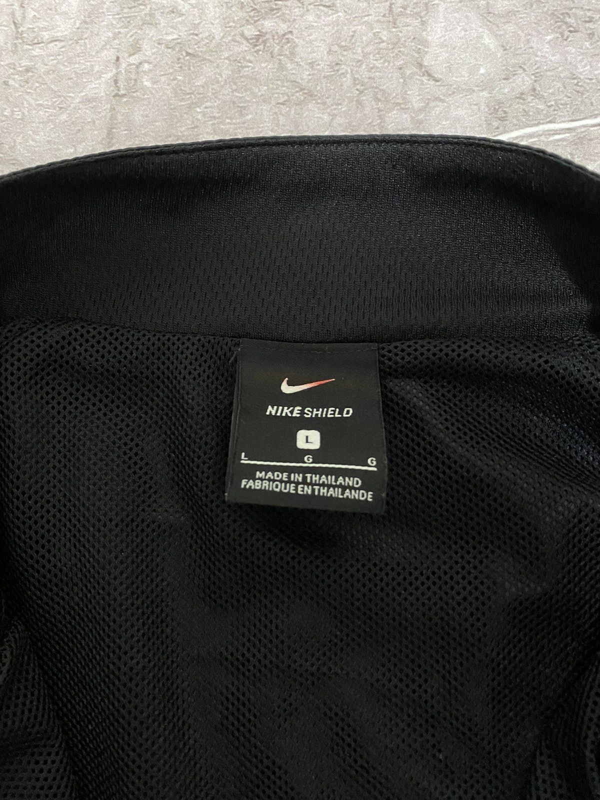 Nike × Vintage Nike Shield BSC Young Boys Soccer Football Jacket 1/3 Zip Size US L / EU 52-54 / 3 - 12 Thumbnail