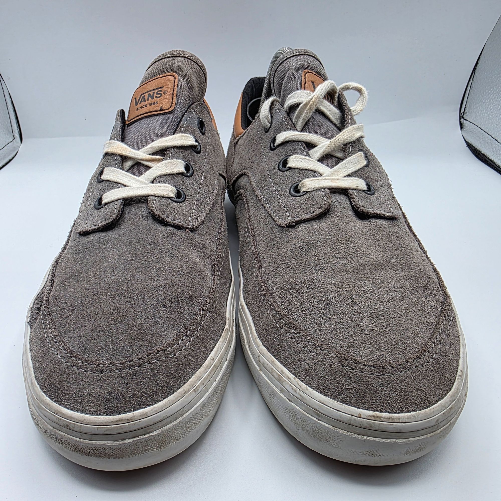 Vans Vans Emmerson Mens Size 11 Gray Sneaker Shoes Skateboarding Size US 11 / EU 44 - 13 Thumbnail