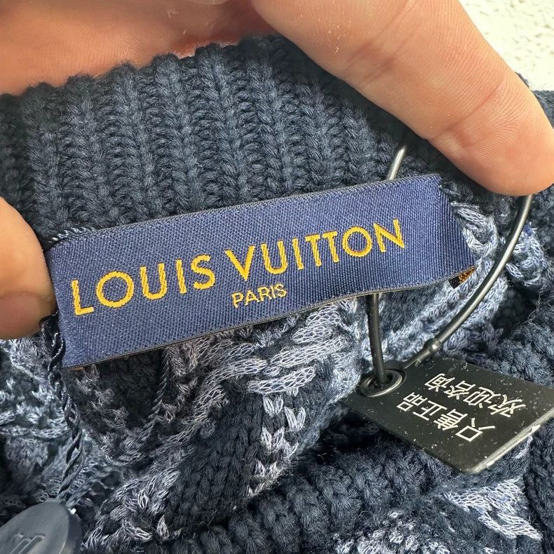 Louis Vuitton size 4l Three-flower knit full-print sweater