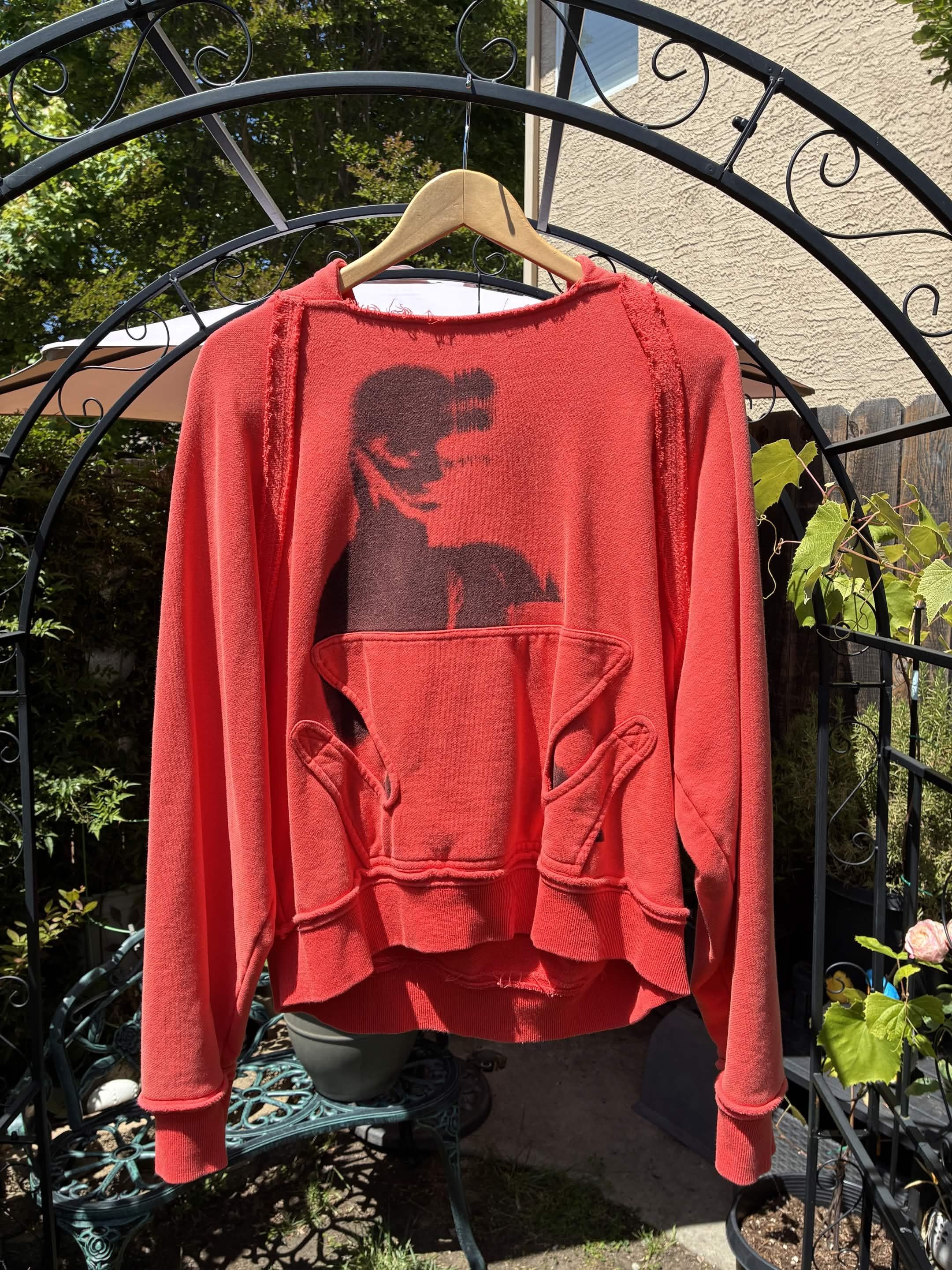 Other 2144 Museum Human Artifact Hoodie Size US S / EU 44-46 / 1 - 2 Thumbnail