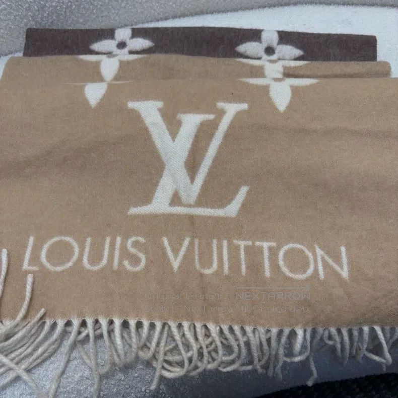 Louis Vuitton Louis Vuitton Color gradient cashmere scarf Size ONE SIZE - 2 Thumbnail