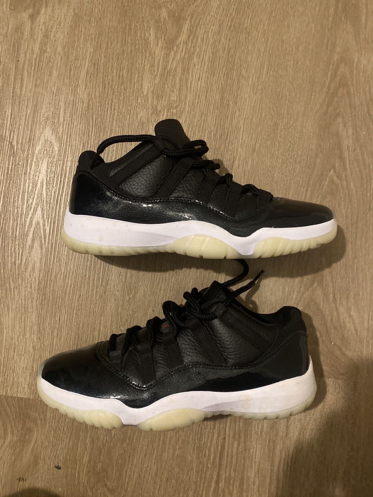 Other Jordan 11 Retro Low Size US 9 / EU 42 - 1 Thumbnail