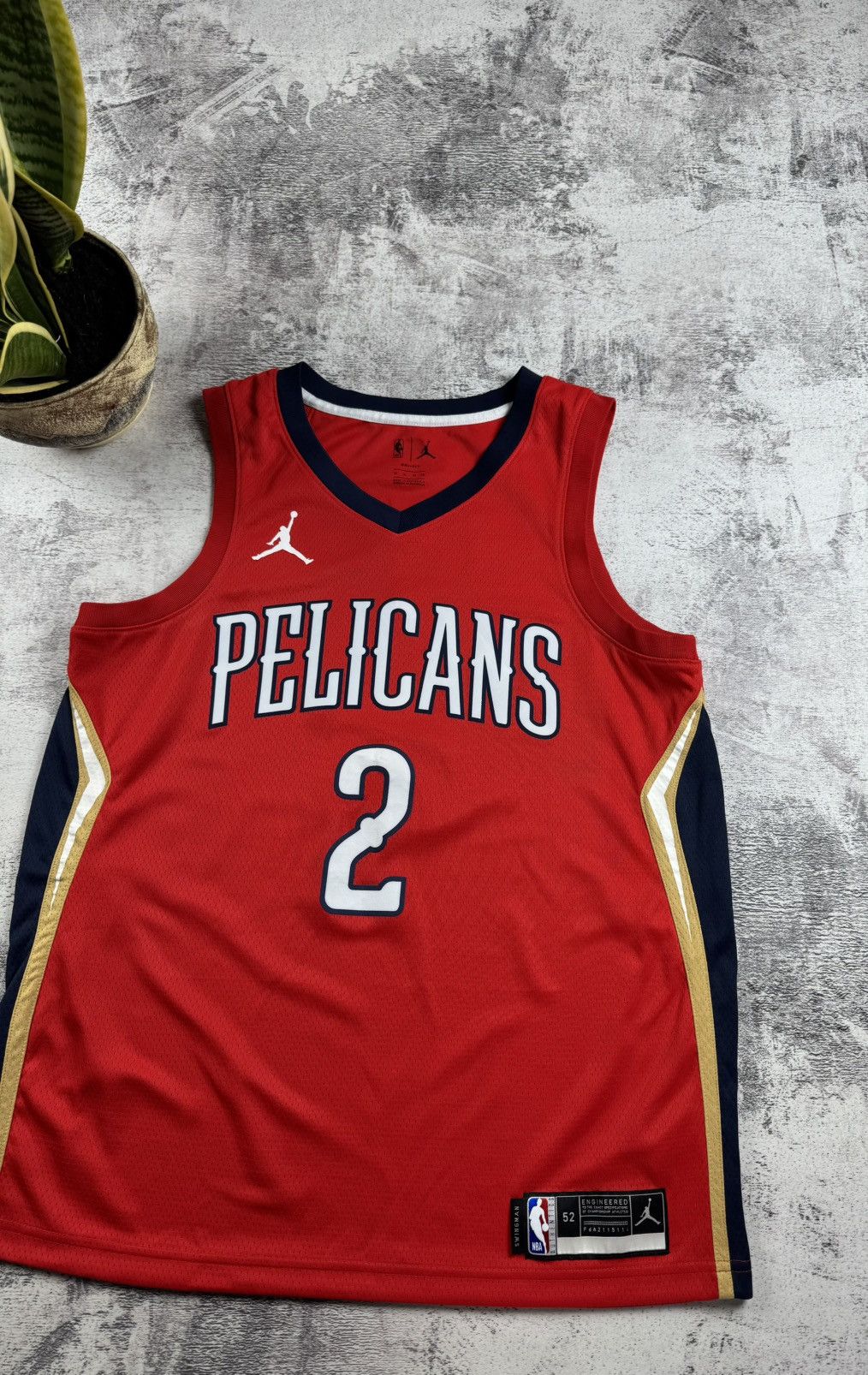NBA New Orleans Pelicans Nike Jordan #2 Ball Rap Shirt Jersey Size US XL / EU 56 / 4 - 5 Thumbnail