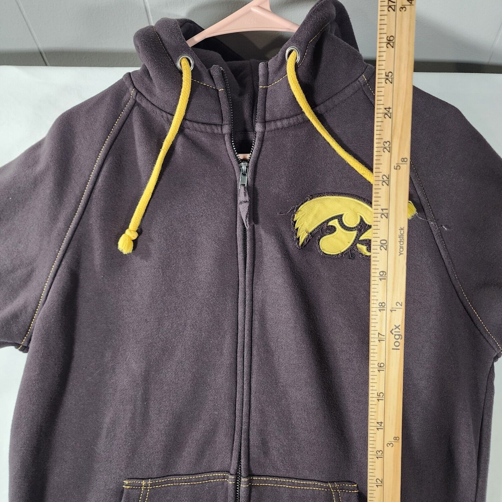 Colosseum Athletics Iowa Hawkeyes Hooded Sweatshirt, Colosseum Athletics Small Size US S / EU 44-46 / 1 - 8 Thumbnail