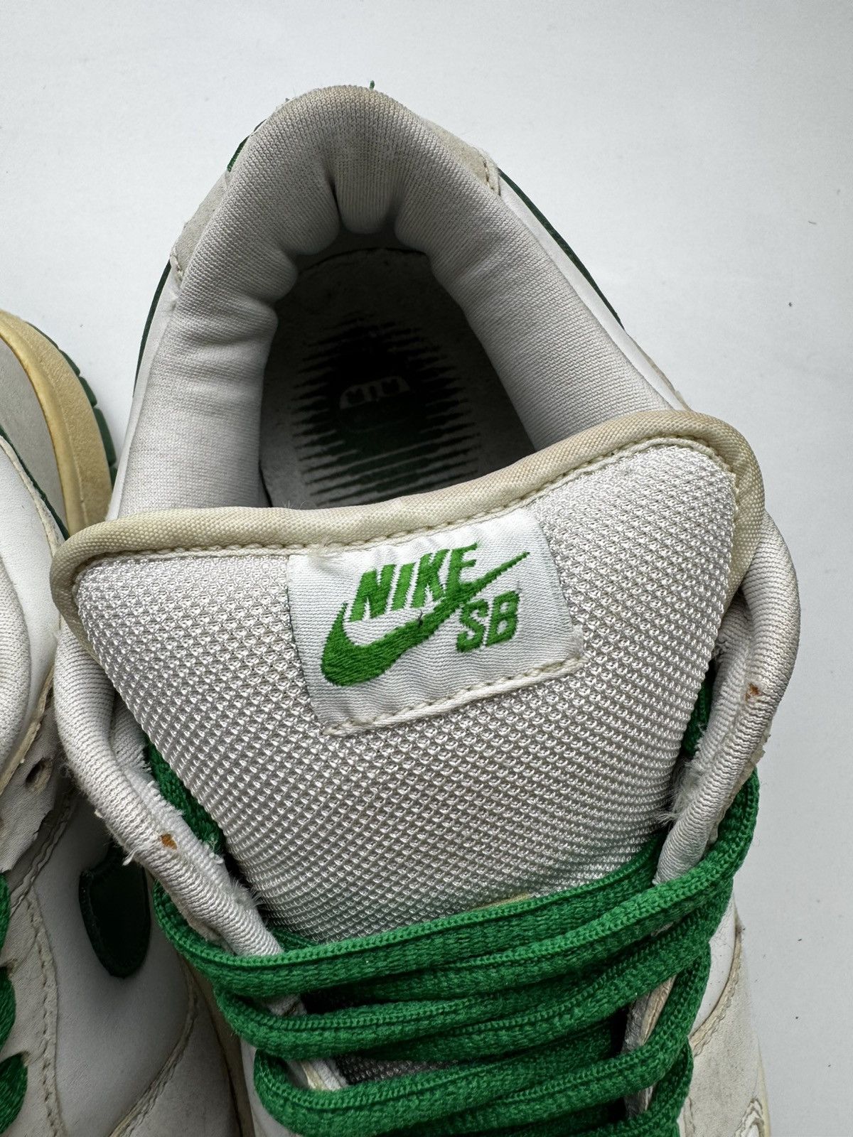 Nike SB 2005 Nike Dunk Low Pro SB St. Patricks Size US 10.5 / EU 43-44 - 6 Thumbnail
