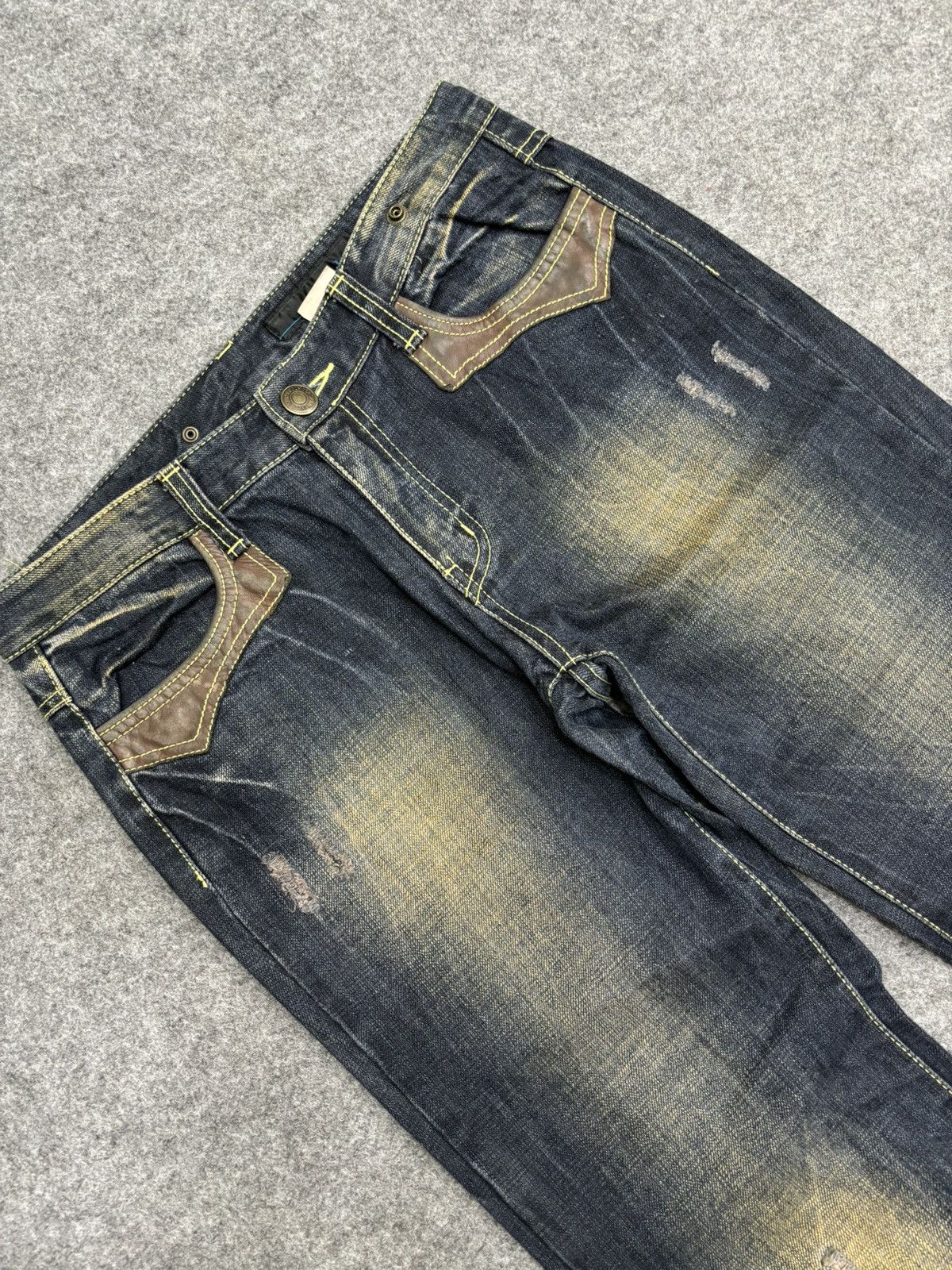 Japanese Brand 💥Flare💥Insane 90s Style Blue Rusty Distressed Denim F561 Size US 30 / EU 46 - 9 Thumbnail